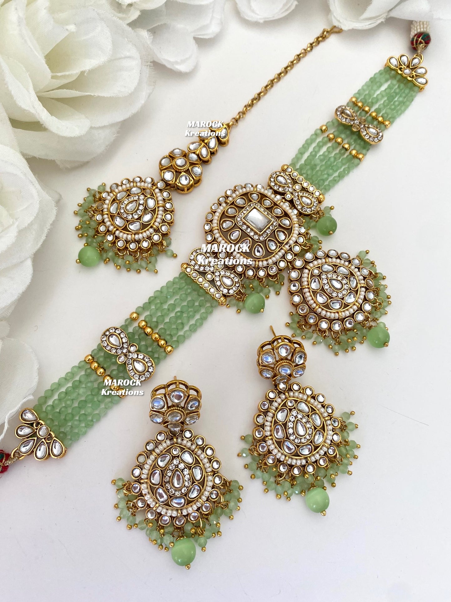 Simona Premium Quality Kundan Choker set