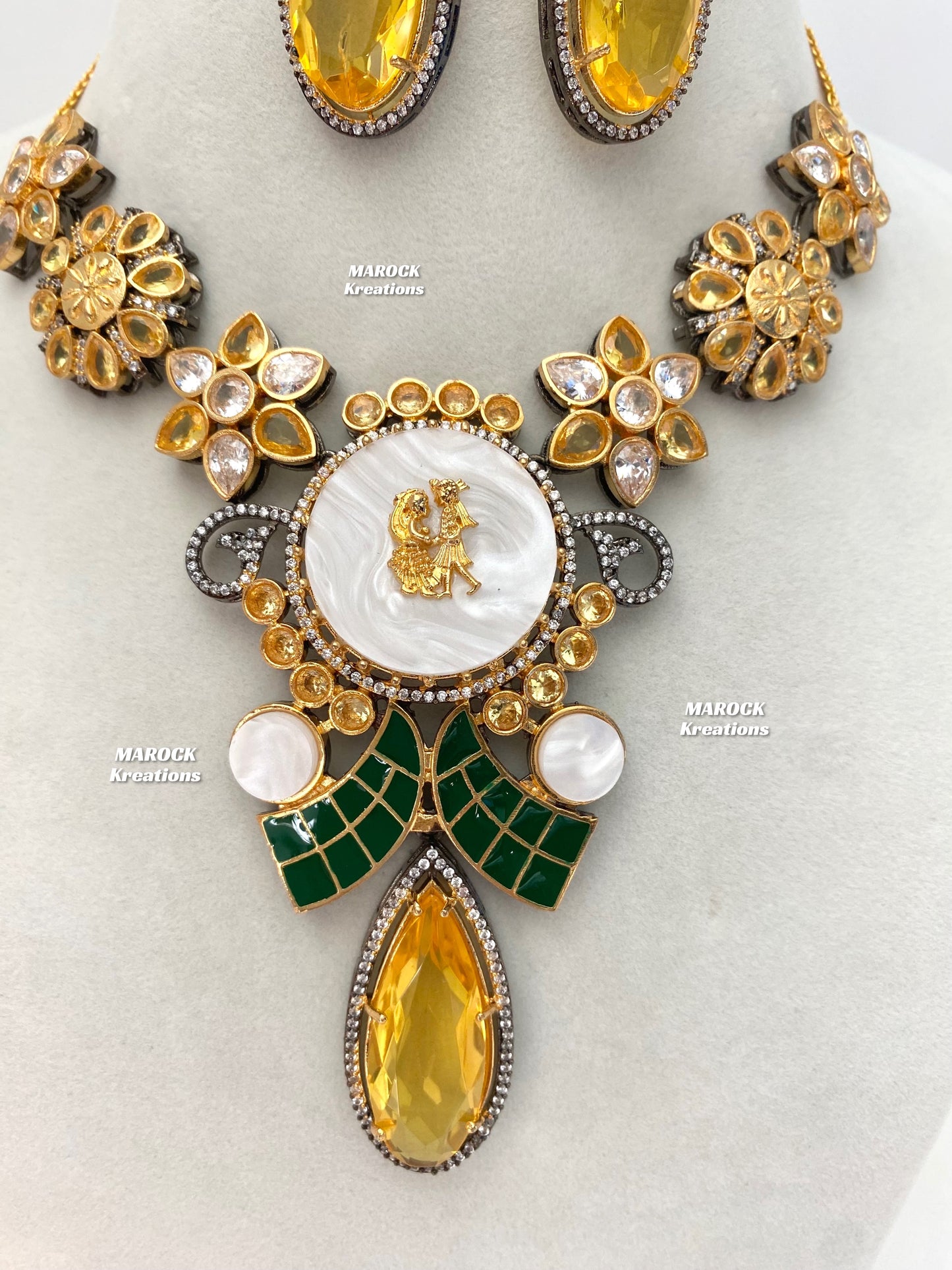 Raha Premium Quality Victorian Kundan Necklace set
