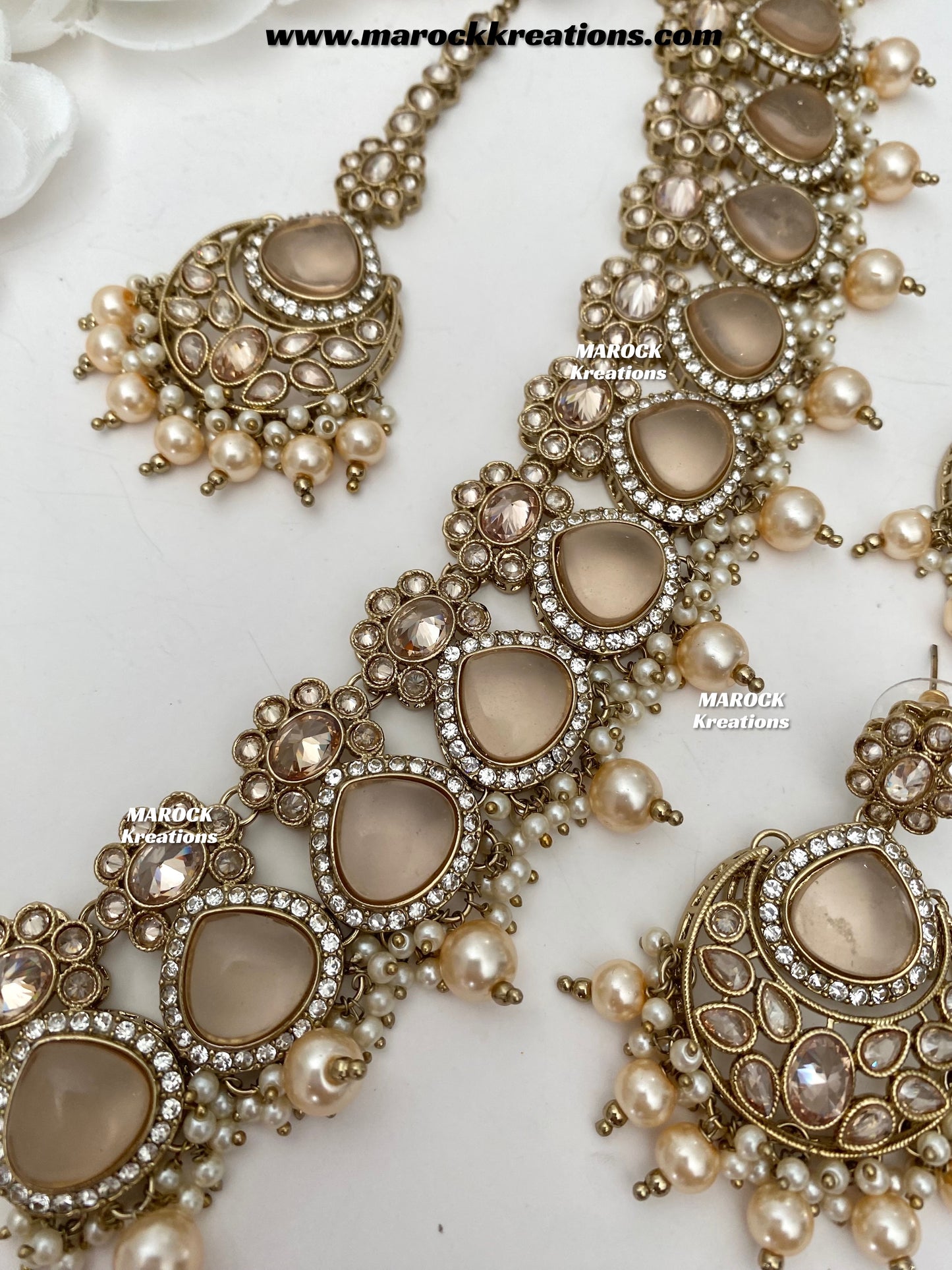 Kinjal Premium Quality Polki and Monalisa Statement Choker set