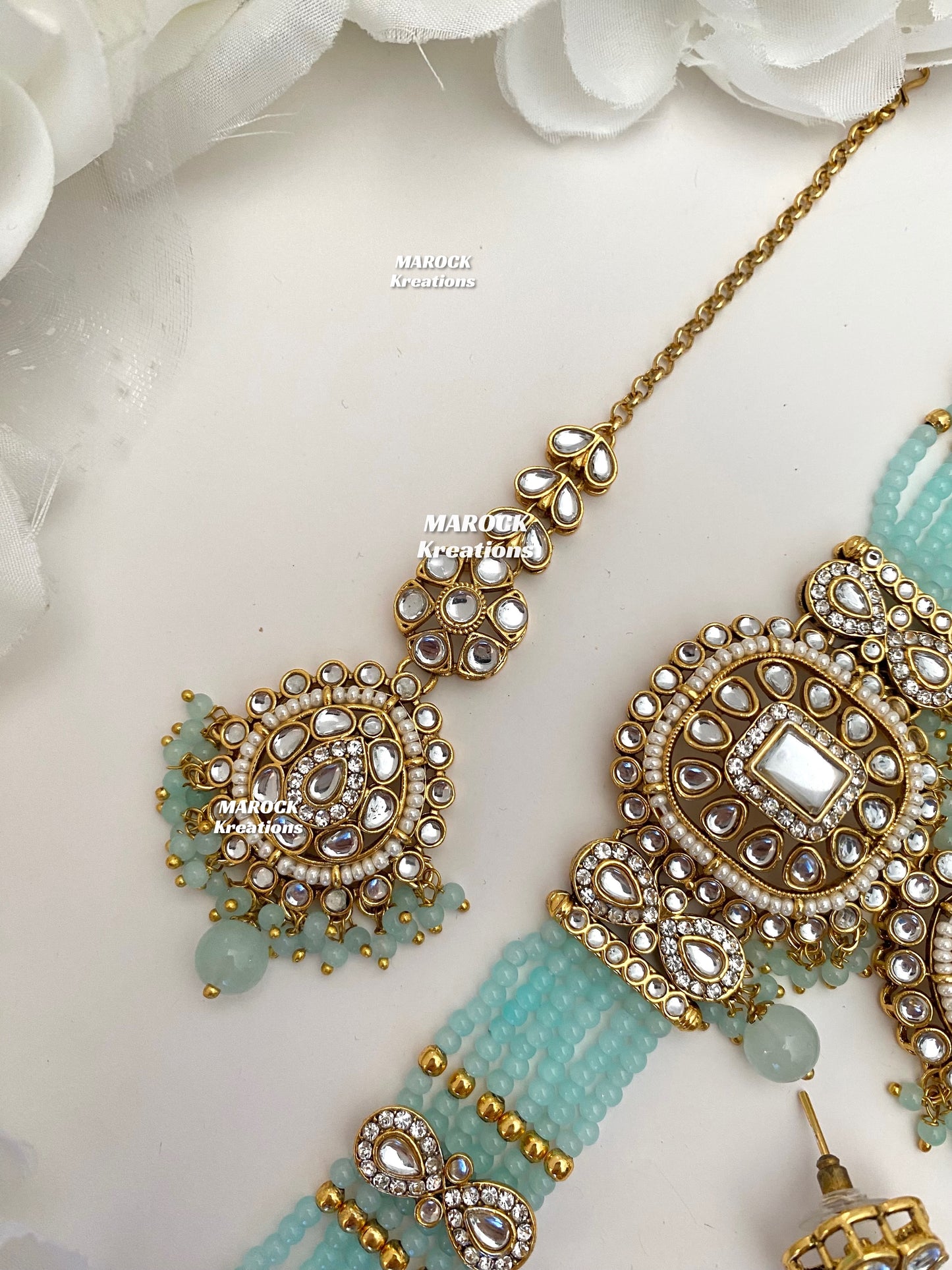 Simona Premium Quality Kundan Choker set