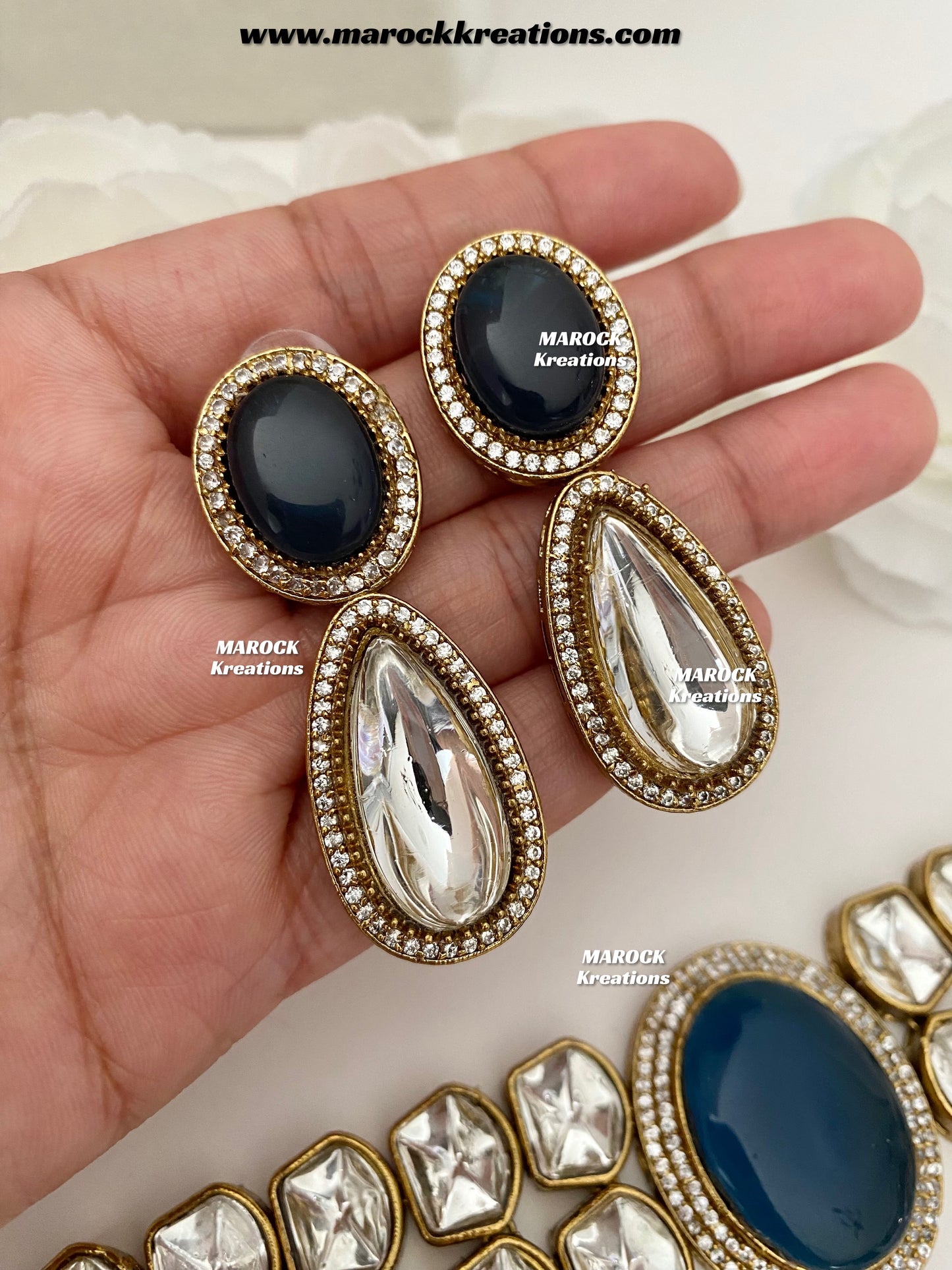Luxna Premium Quality Kundan Statement Choker set