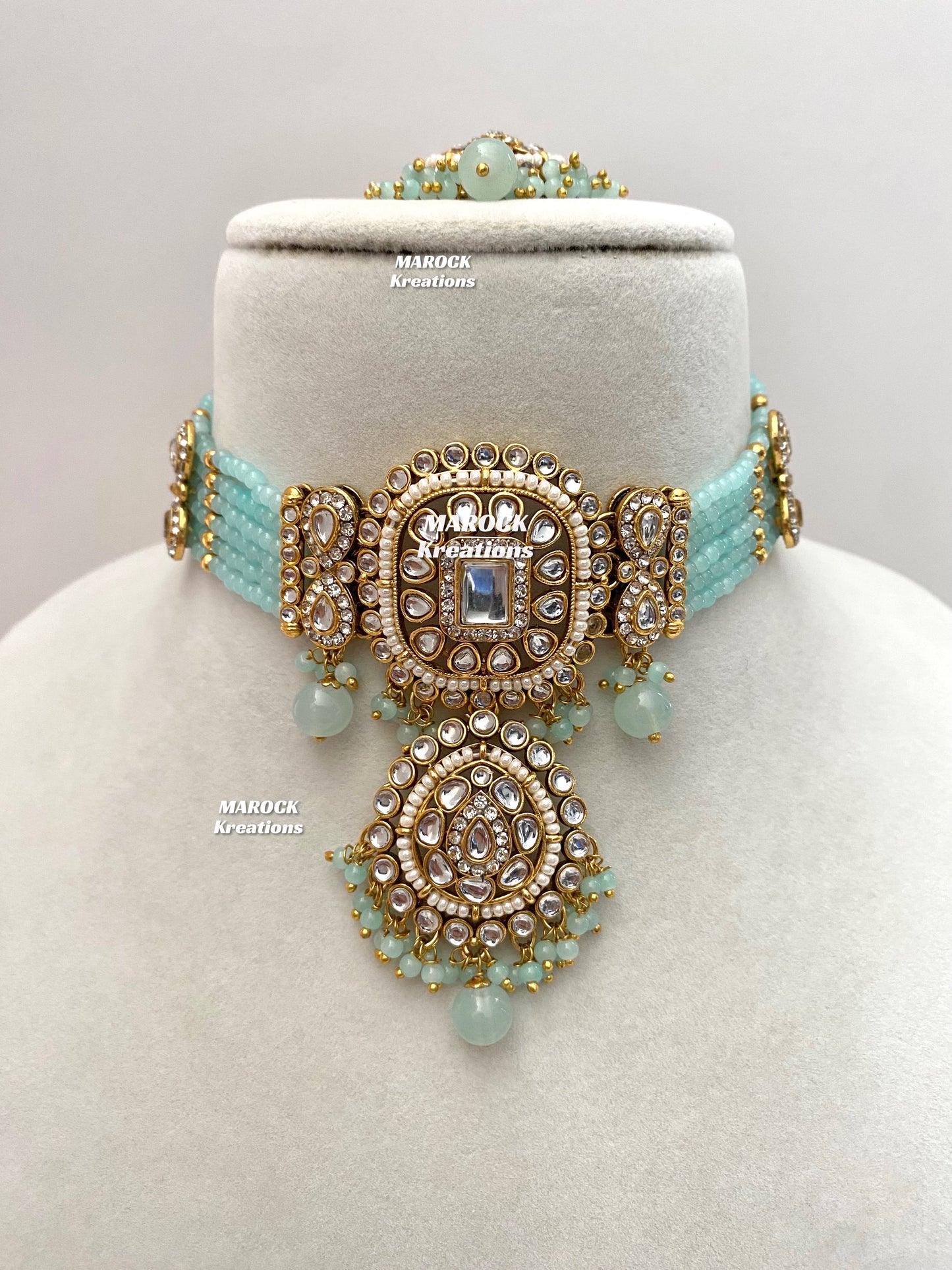 Simona Premium Quality Kundan Choker set