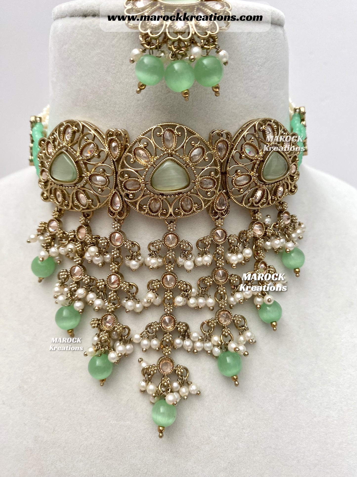 Amaira Antique Gold Polki choker set