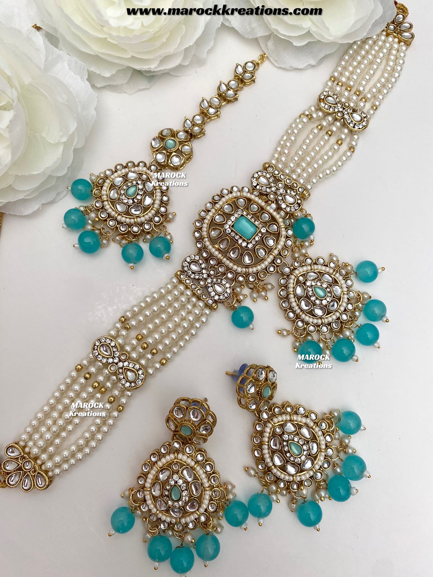 Moony Kundan Choker set
