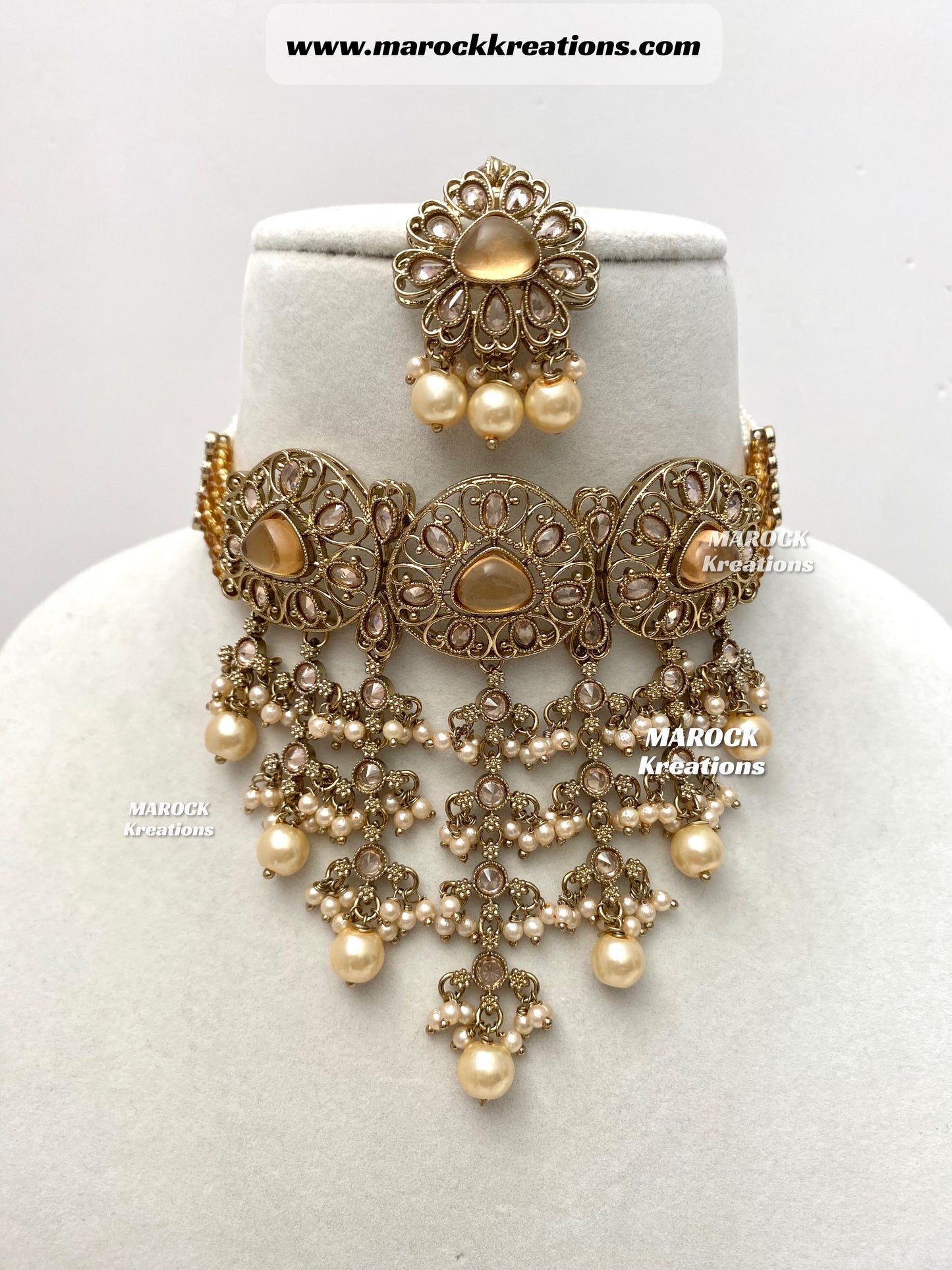 Amaira Antique Gold Polki choker set