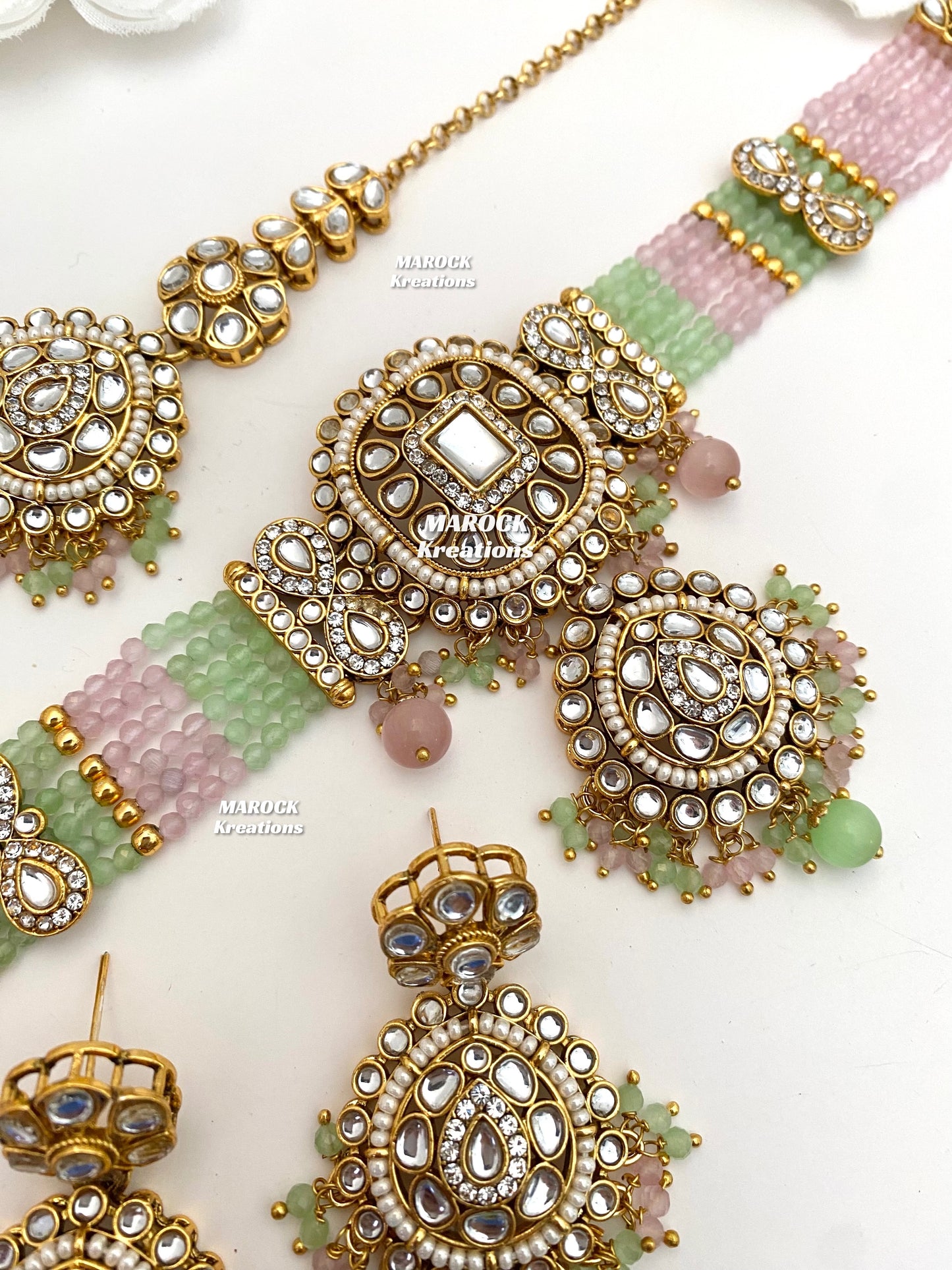 Simona Premium Quality Kundan Choker set