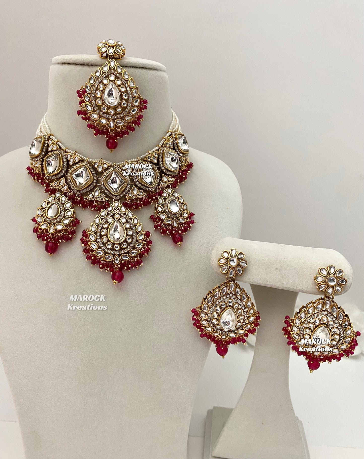 Rahila Premium quality Kundan Statement Choker/Necklace Set