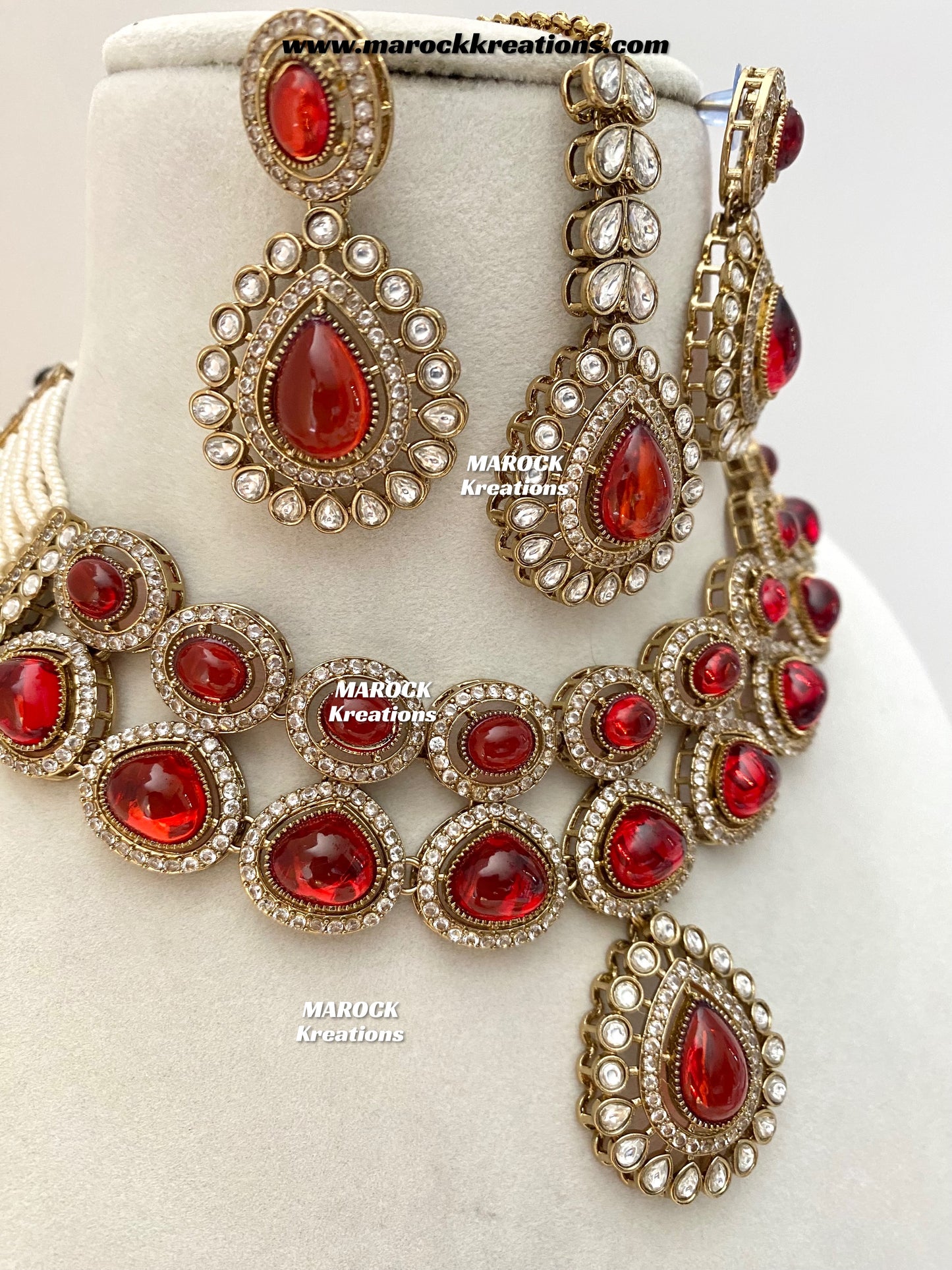 Zafina Premium Quality Moissanite Kundan Statement Choker/Necklace set