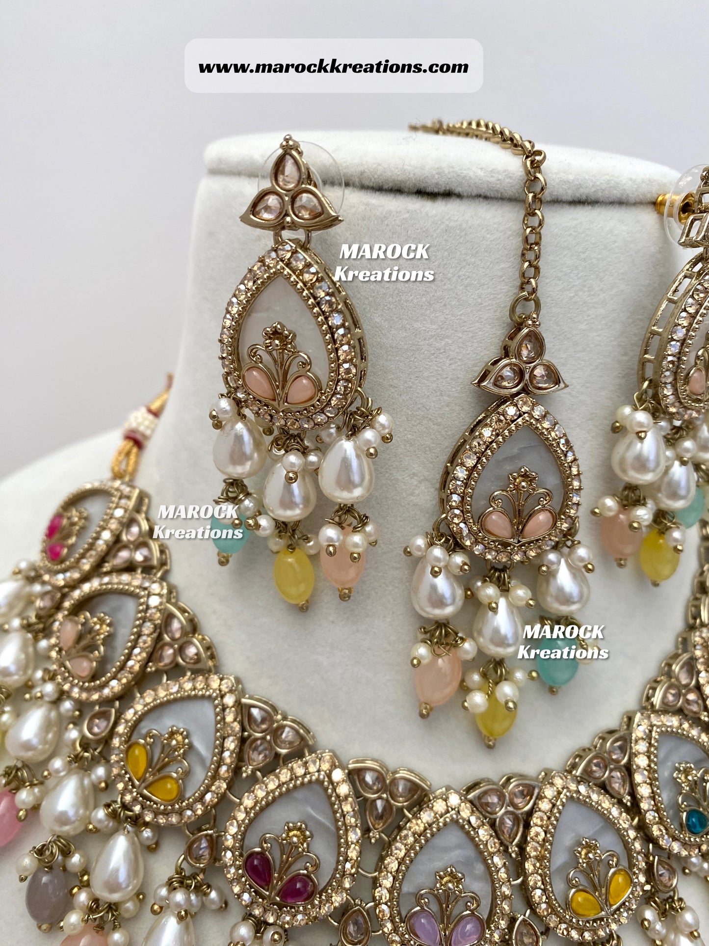Antique Gold Polki Statement MOP Necklace set