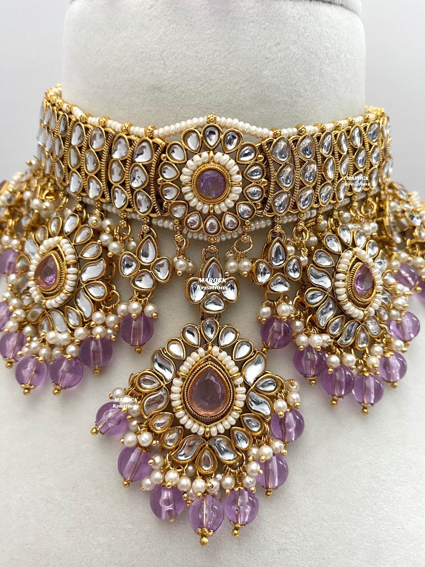 Bhavika Premium Quality Kundan choker/Necklace set