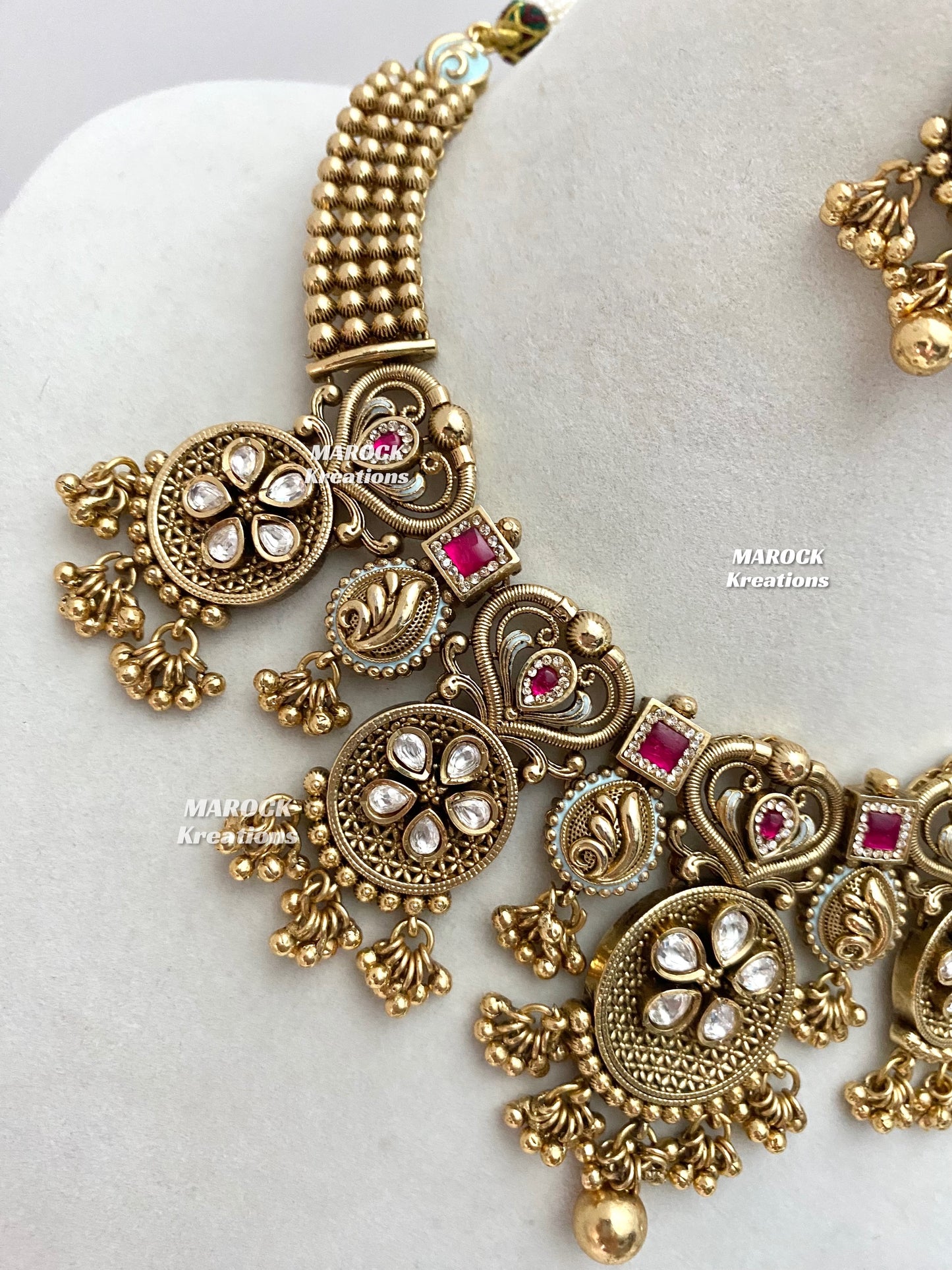Rafia Premium Quality Gold plated Kundan exclusive Necklace set