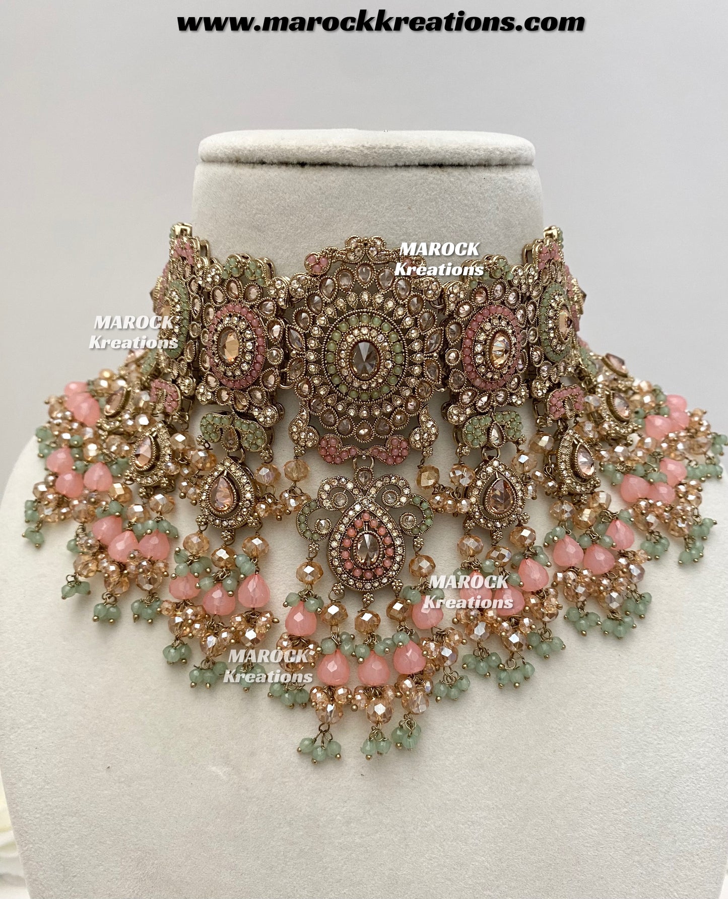Nazmun Antique Gold Pakistani Polki choker/necklace set with Passa