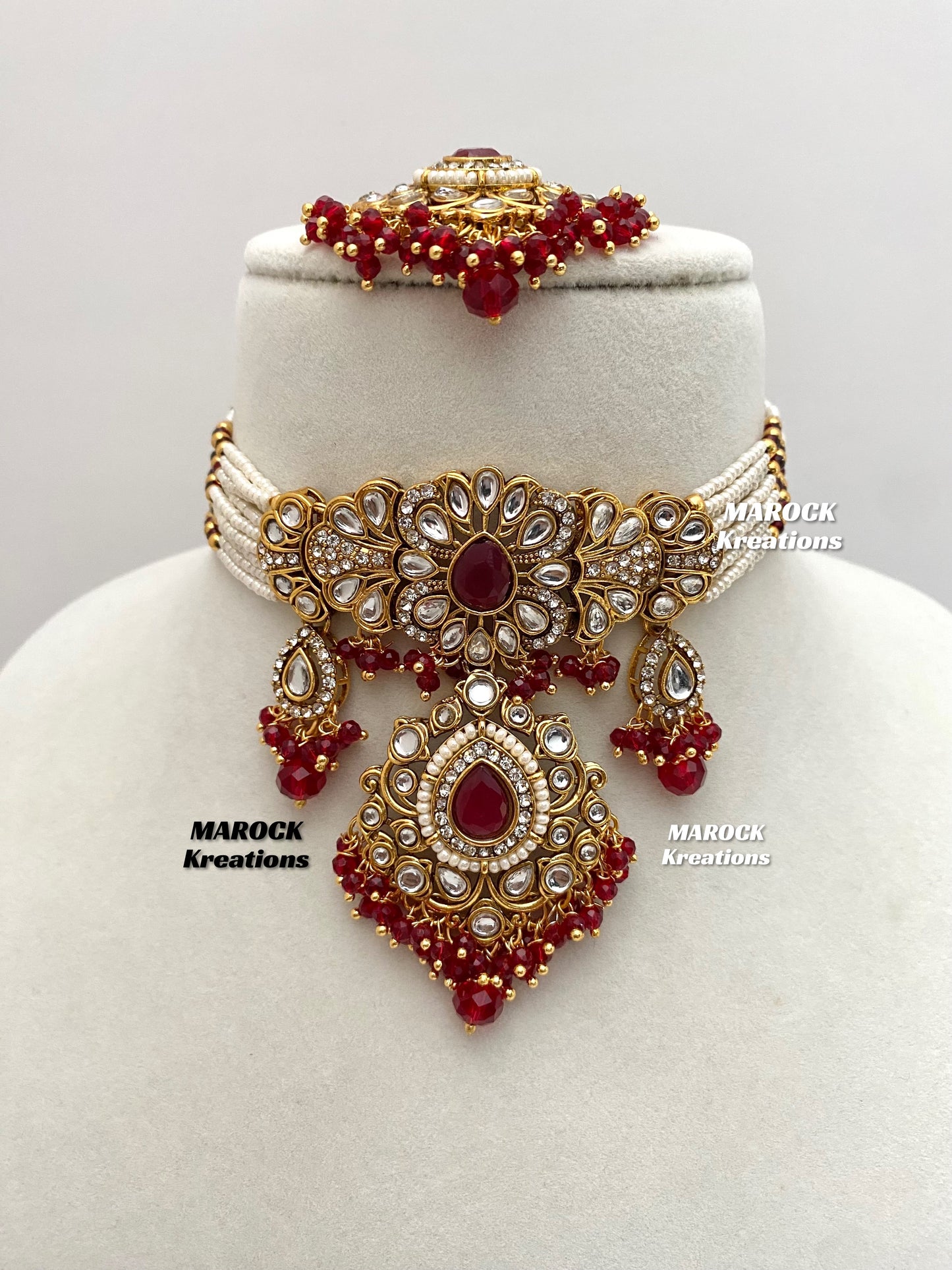 Mahima Premium Quality Kundan Choker set