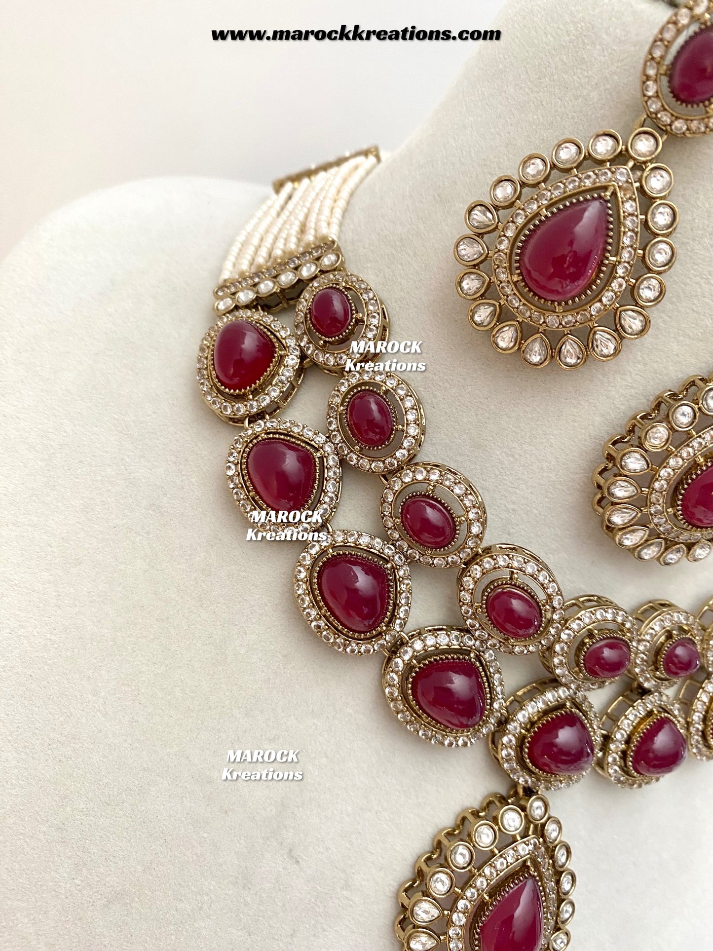 Zafina Premium Quality Moissanite Kundan Statement Choker/Necklace set