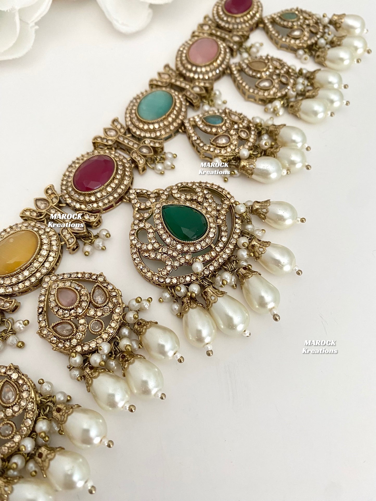 Yumna Polki statement Choker/Necklace set