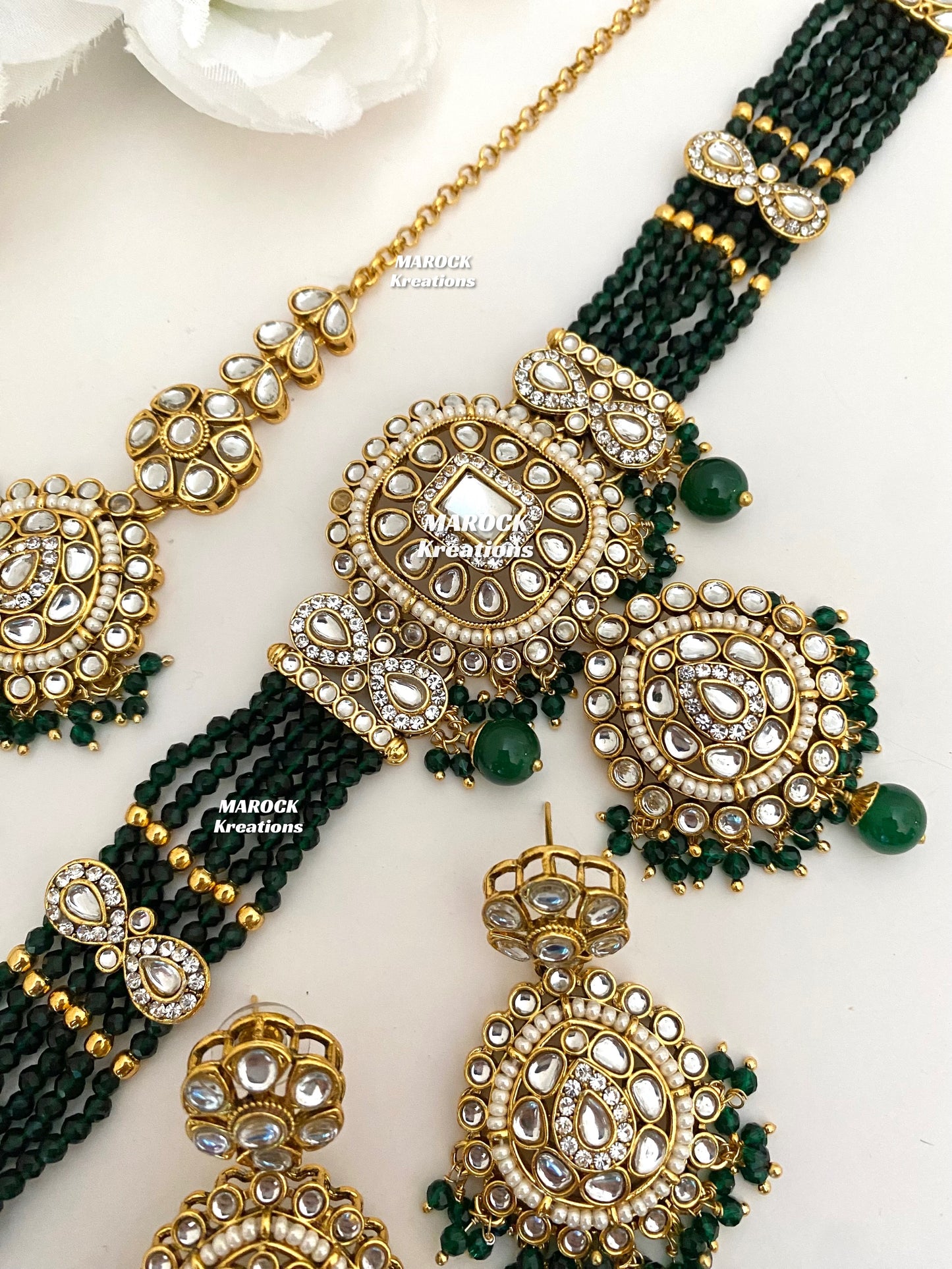 Simona Premium Quality Kundan Choker set