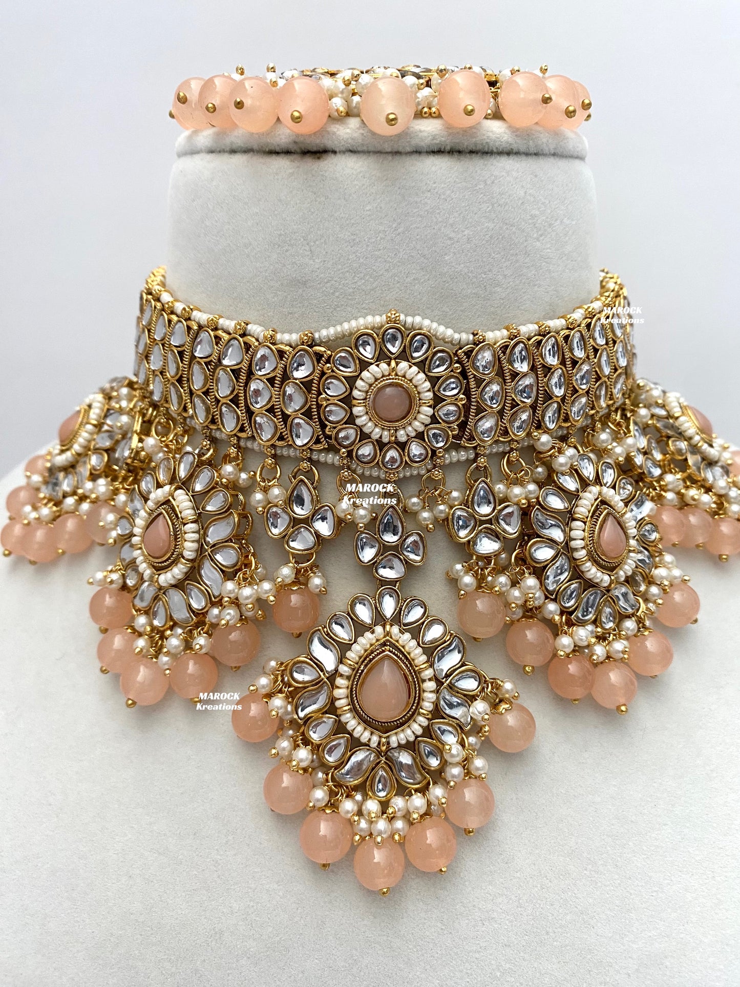 Bhavika Premium Quality Kundan choker/Necklace set