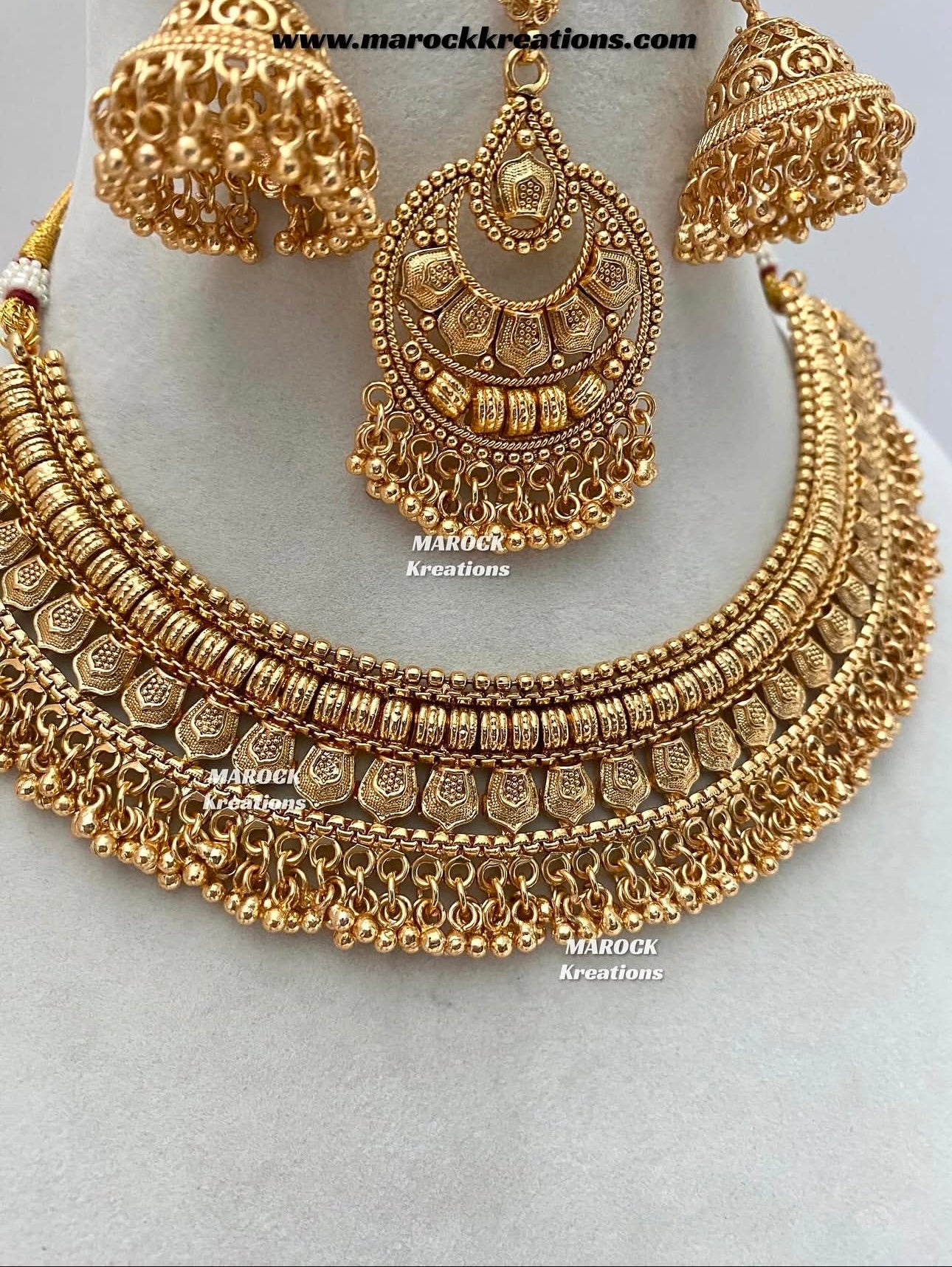 Premium Quality Gold plated necklace set comes with Passa/Jhoomer