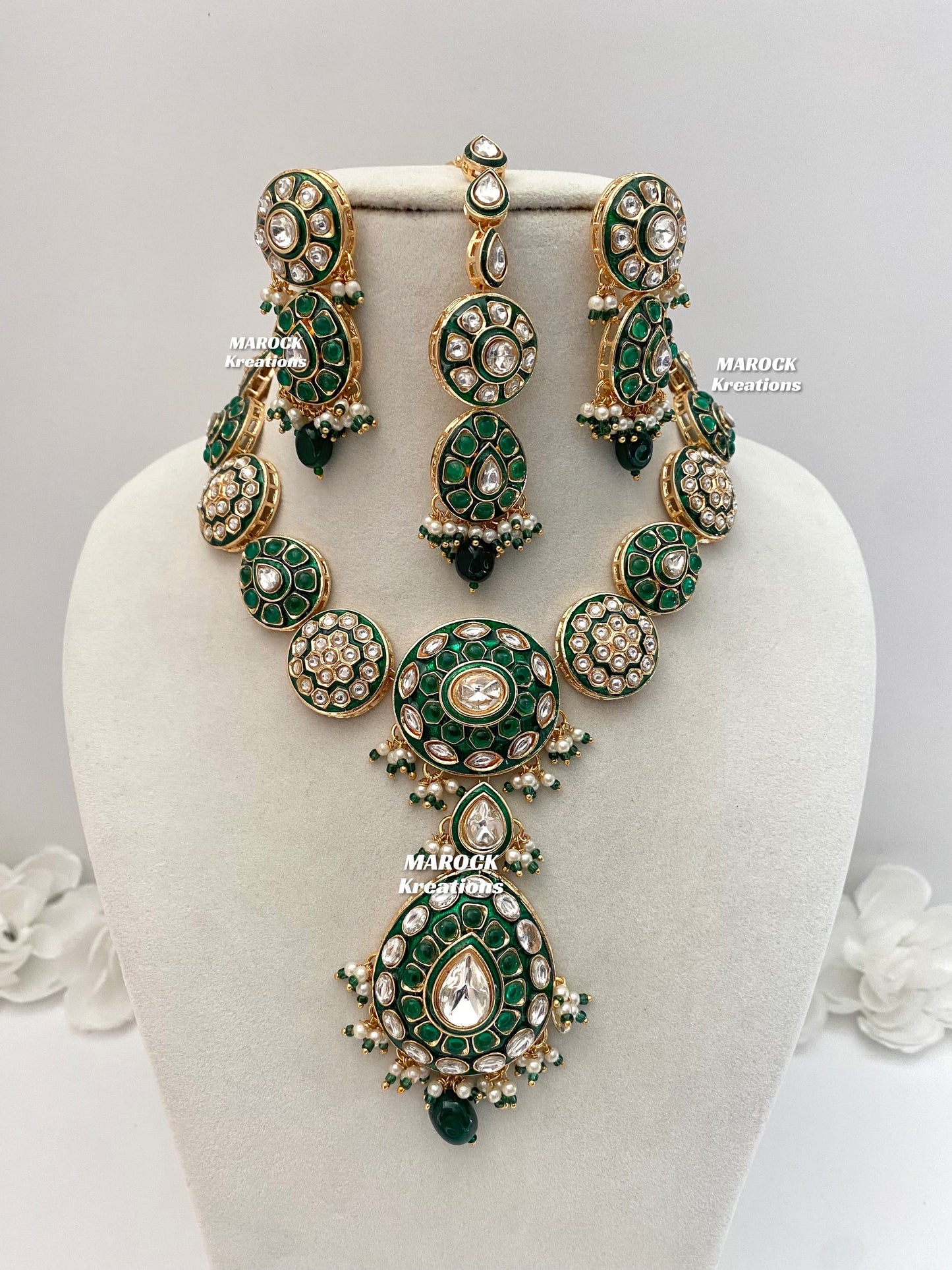 Tania Premium Quality uncut Kundan Statement Necklace set