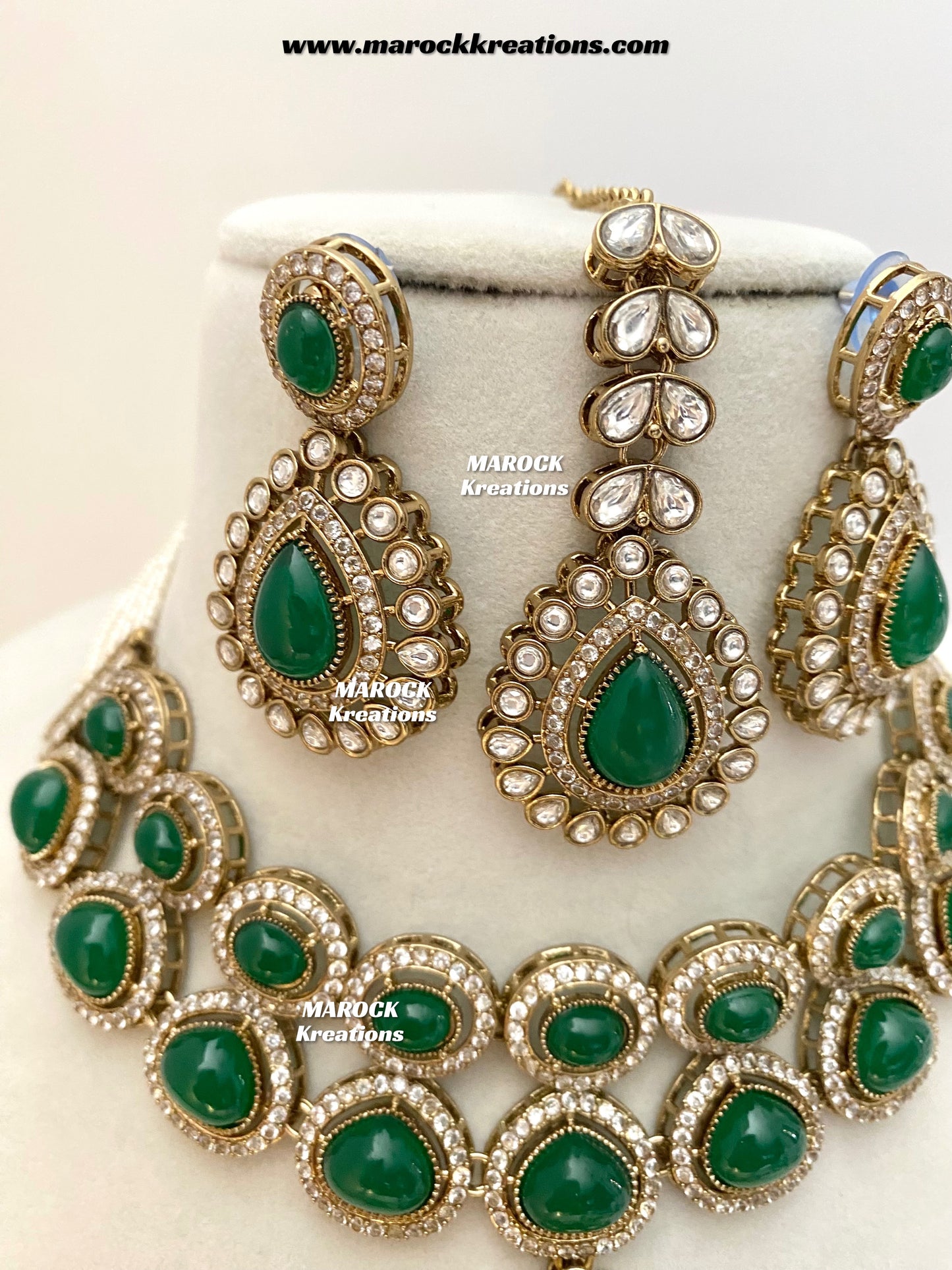 Zafina Premium Quality Moissanite Kundan Statement Choker/Necklace set