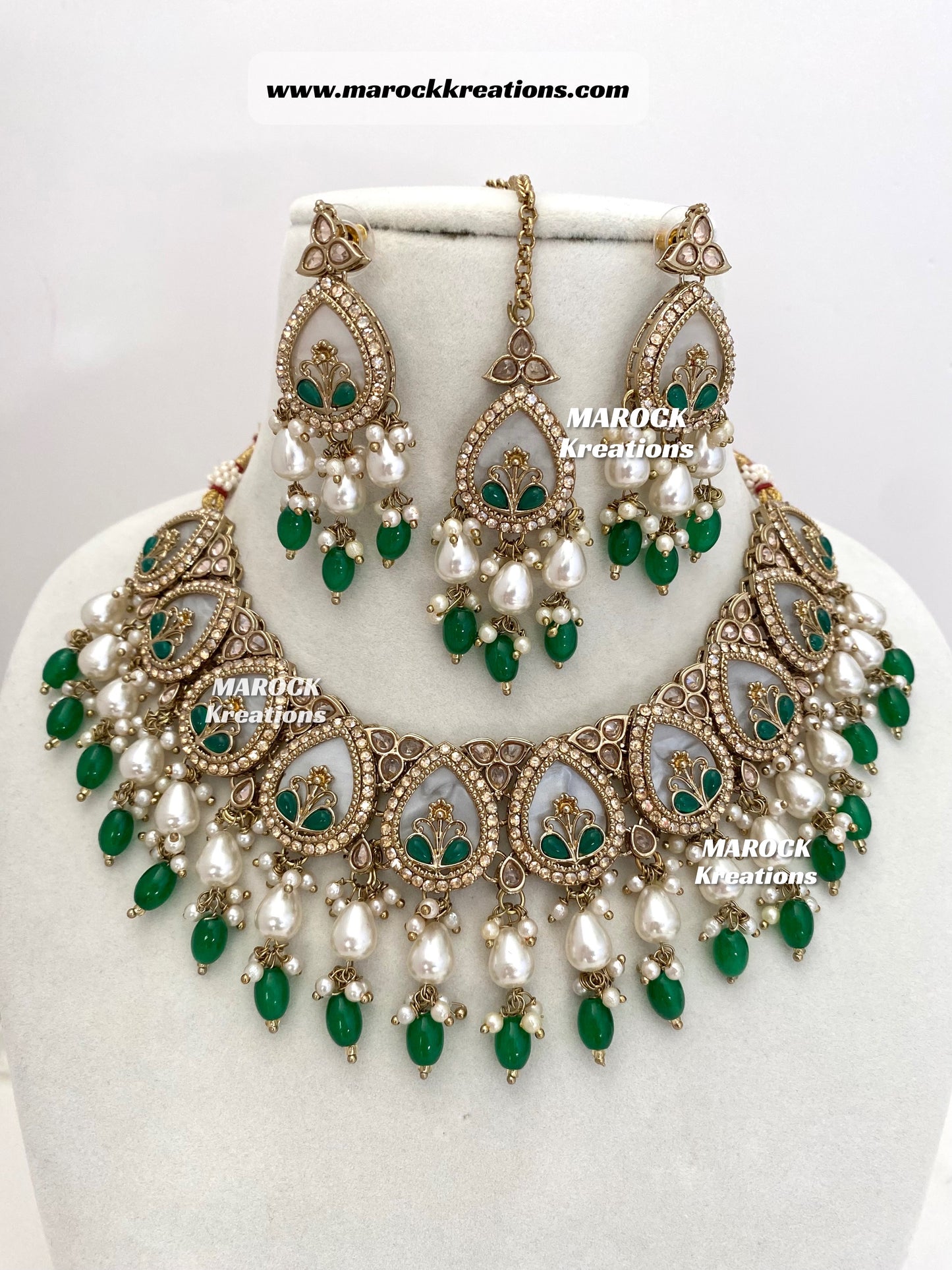Antique Gold Polki Statement MOP Necklace set