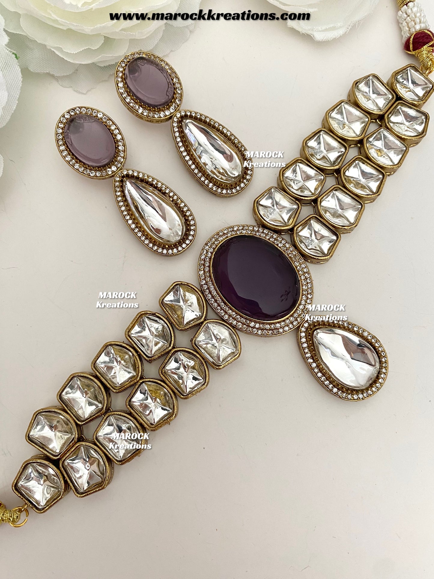 Luxna Premium Quality Kundan Statement Choker set