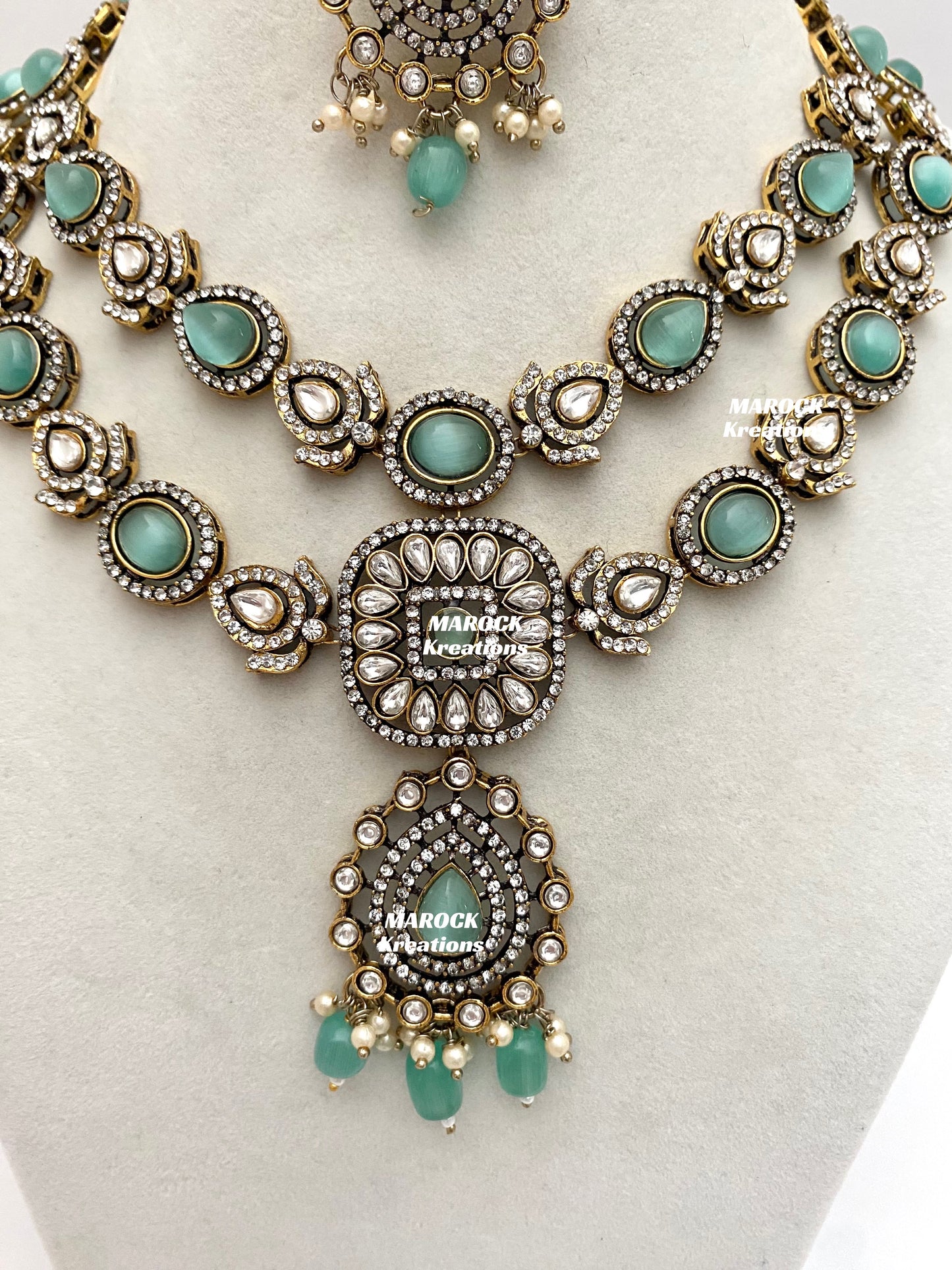 Hanali Victorian Kundan Statement Necklace set