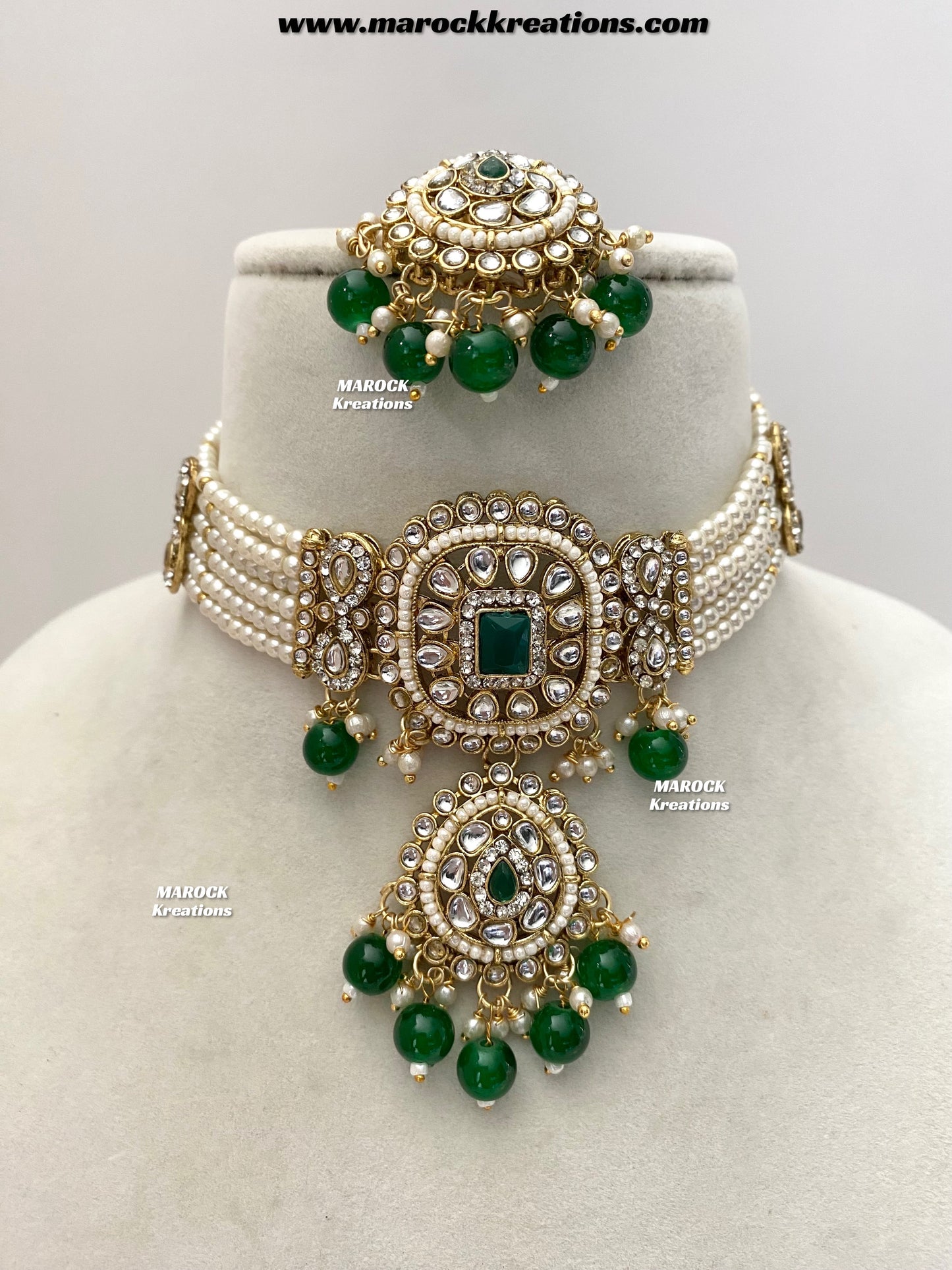 Moony Kundan Choker set