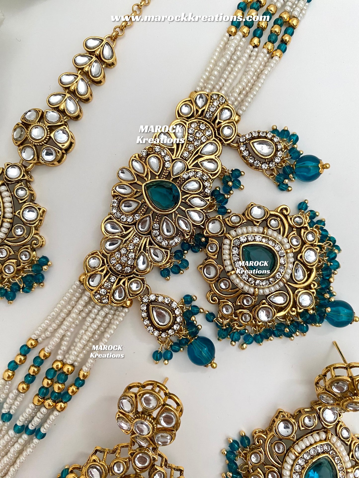 Mahima Premium Quality Kundan Choker set