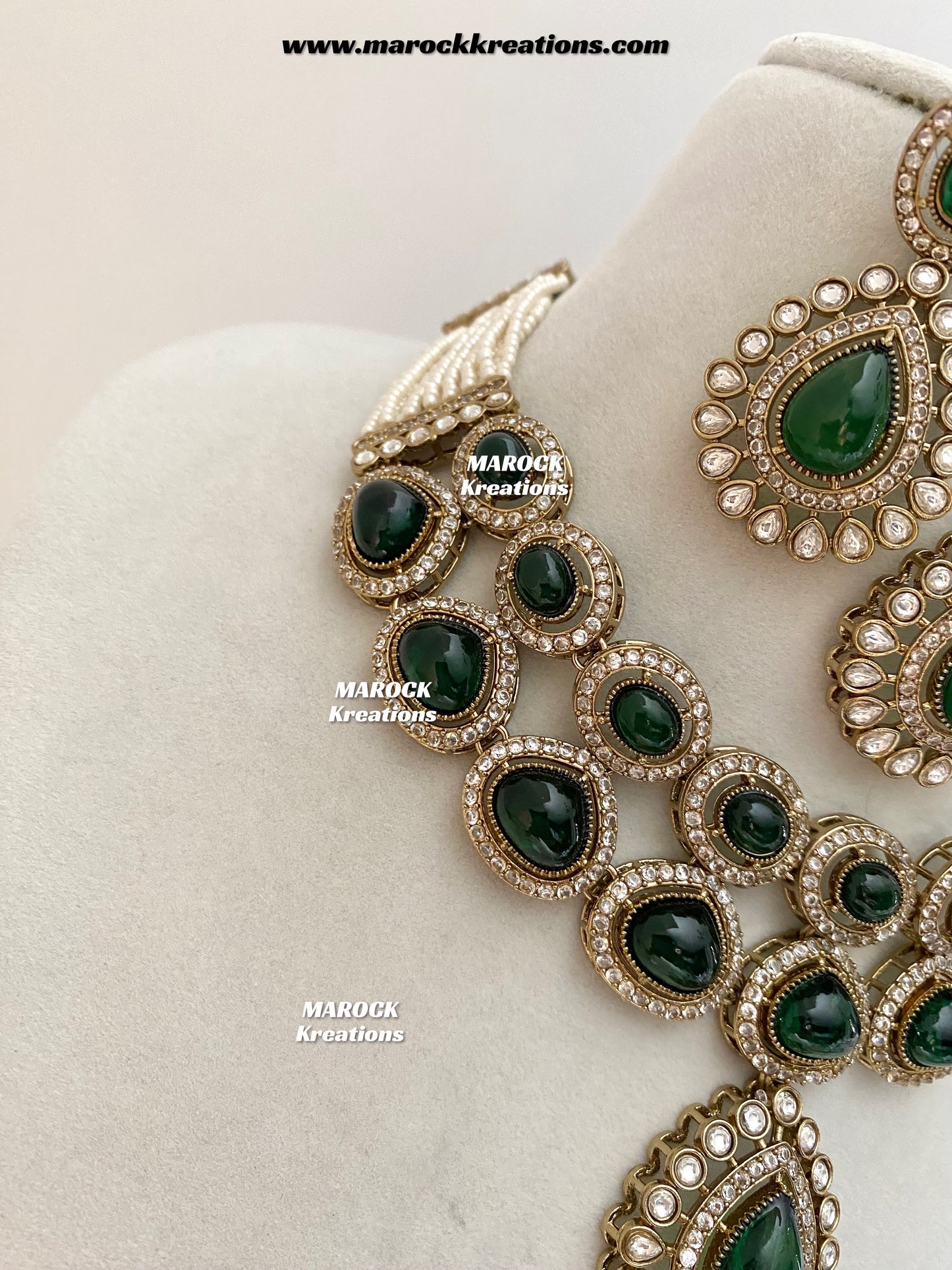Zafina Premium Quality Moissanite Kundan Statement Choker/Necklace set
