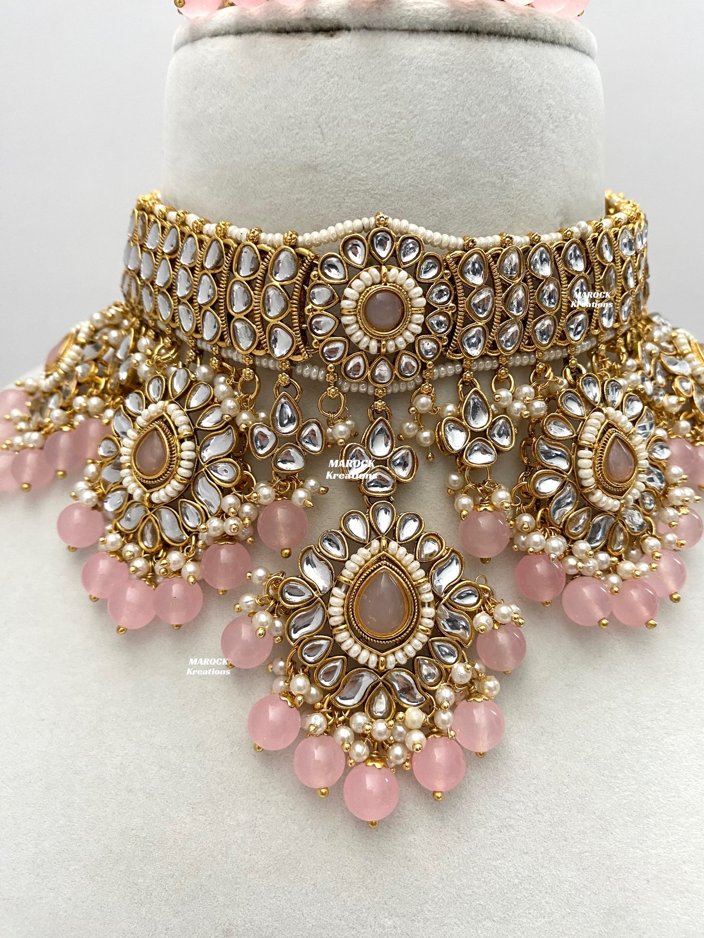 Bhavika Premium Quality Kundan choker/Necklace set