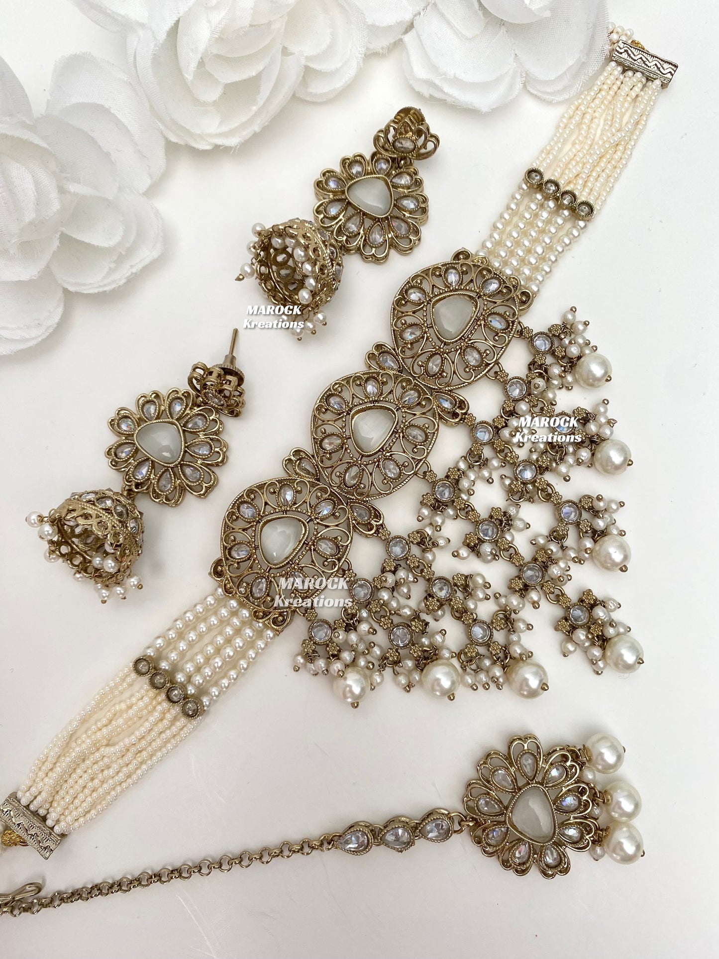 Amaira Antique Gold Polki choker set