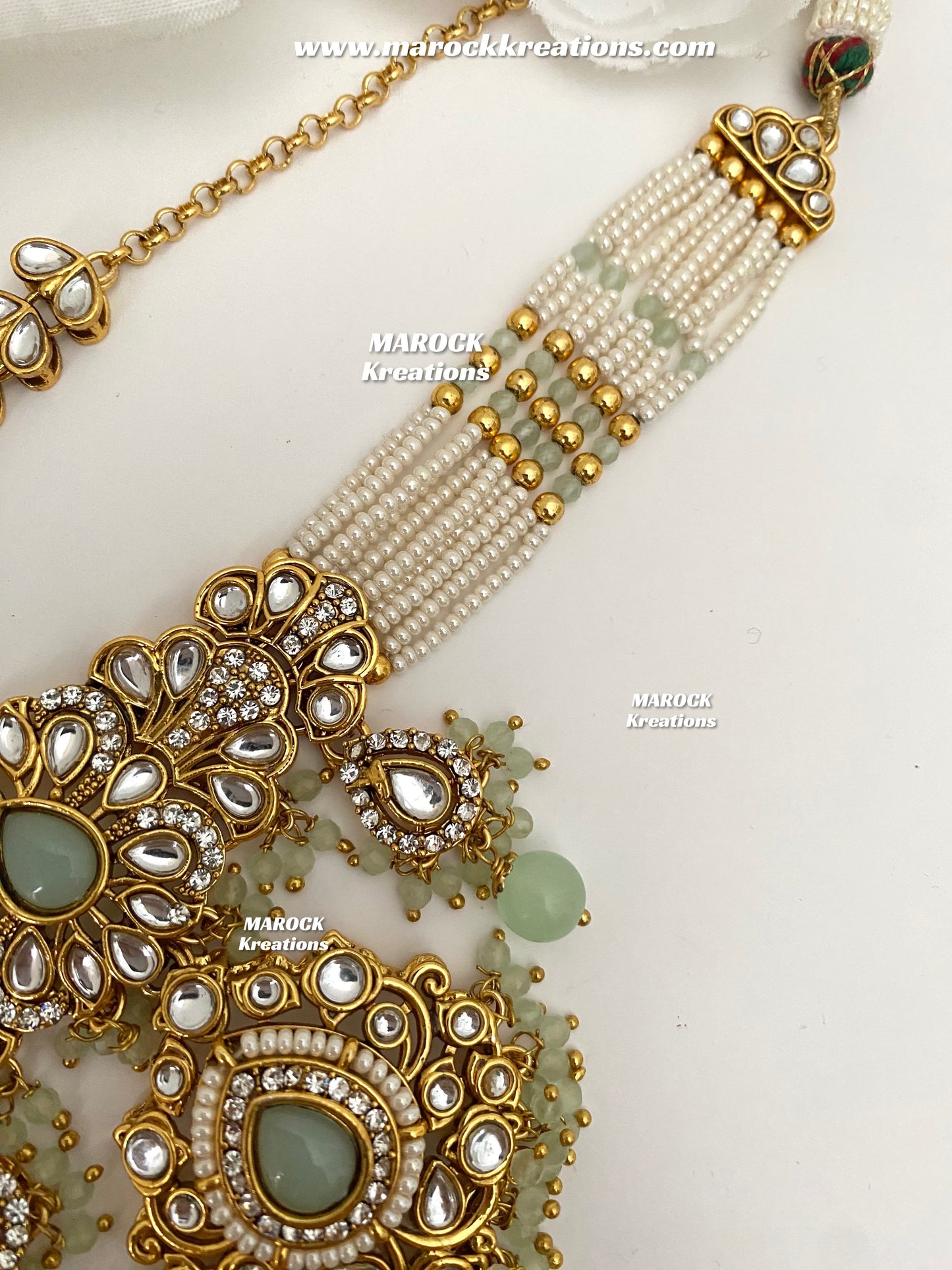 Mahima Premium Quality Kundan Choker set