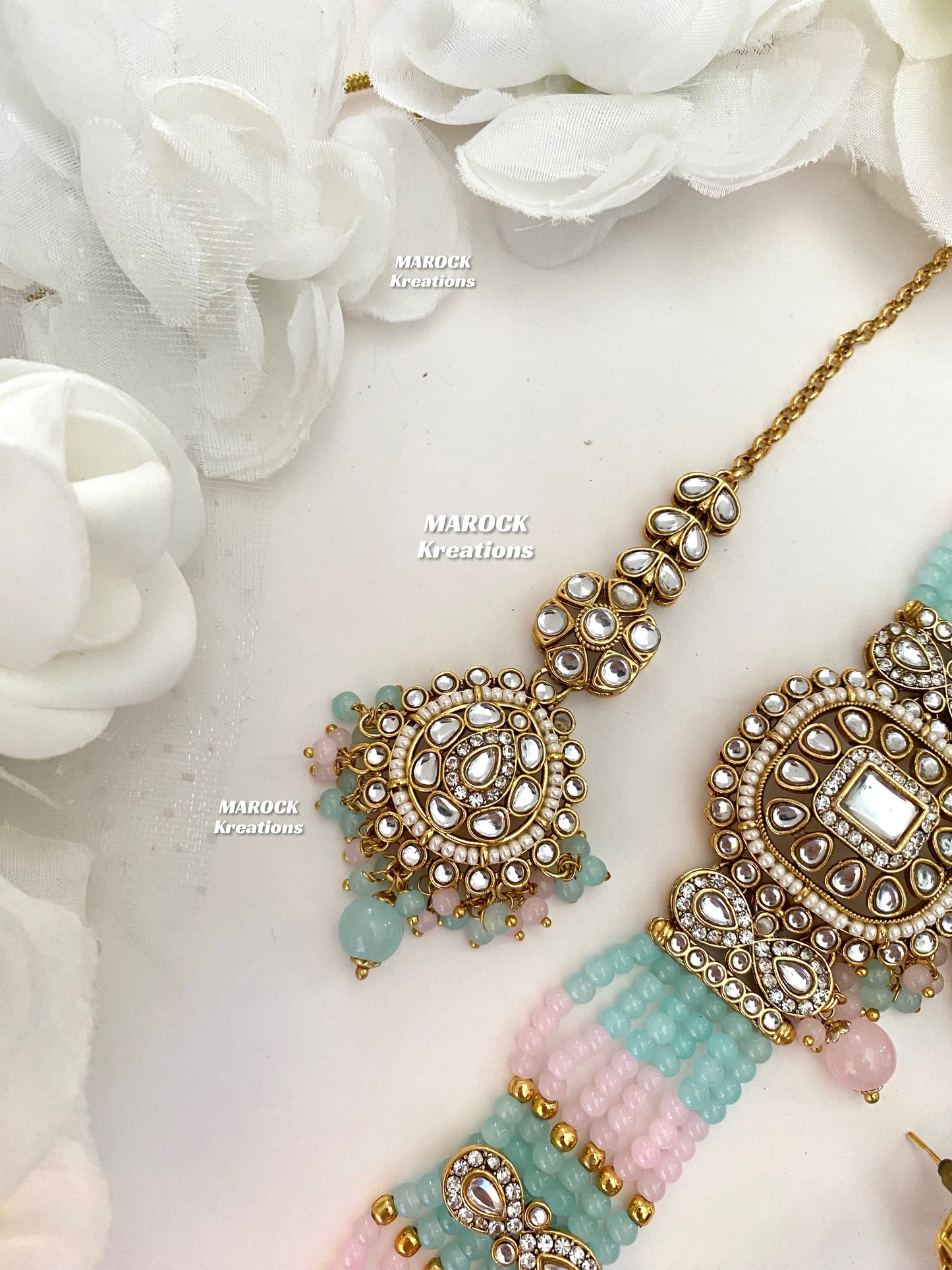 Simona Premium Quality Kundan Choker set