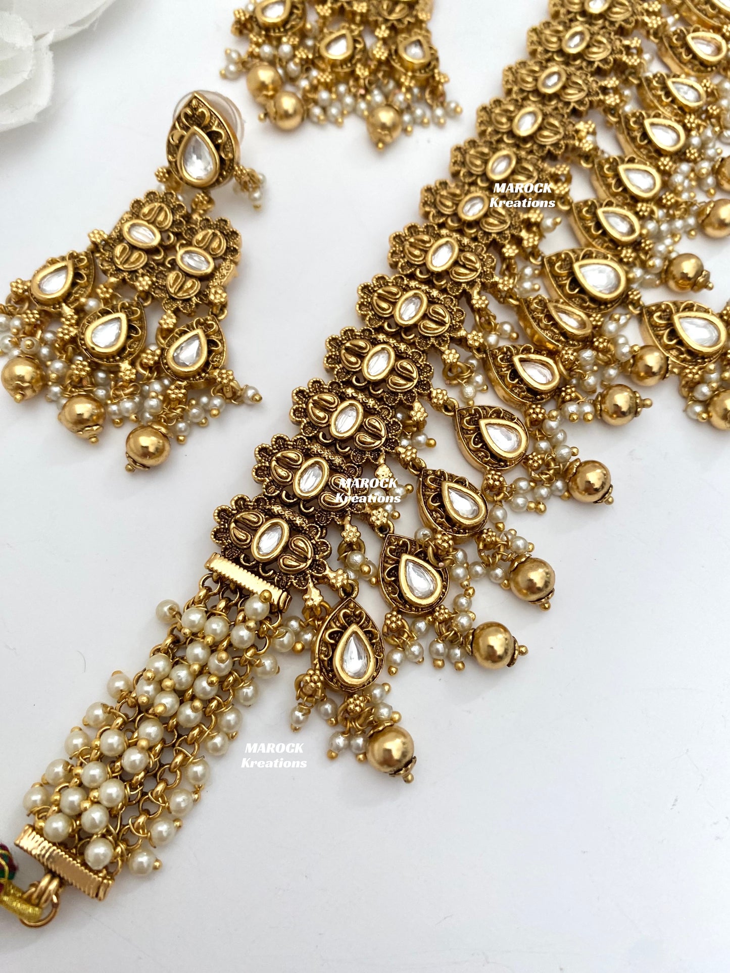 Samina Premium Quality Gold plated Kundan choker set