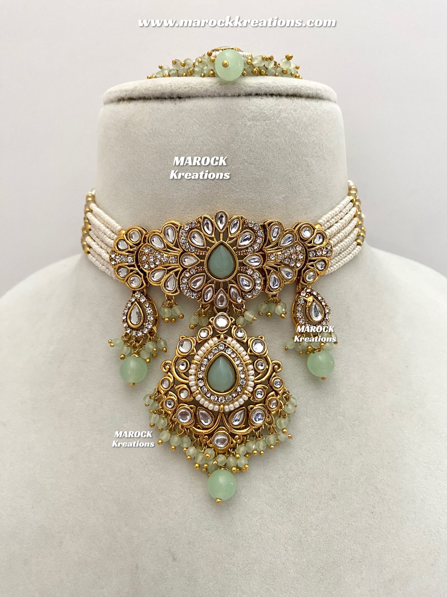 Mahima Premium Quality Kundan Choker set
