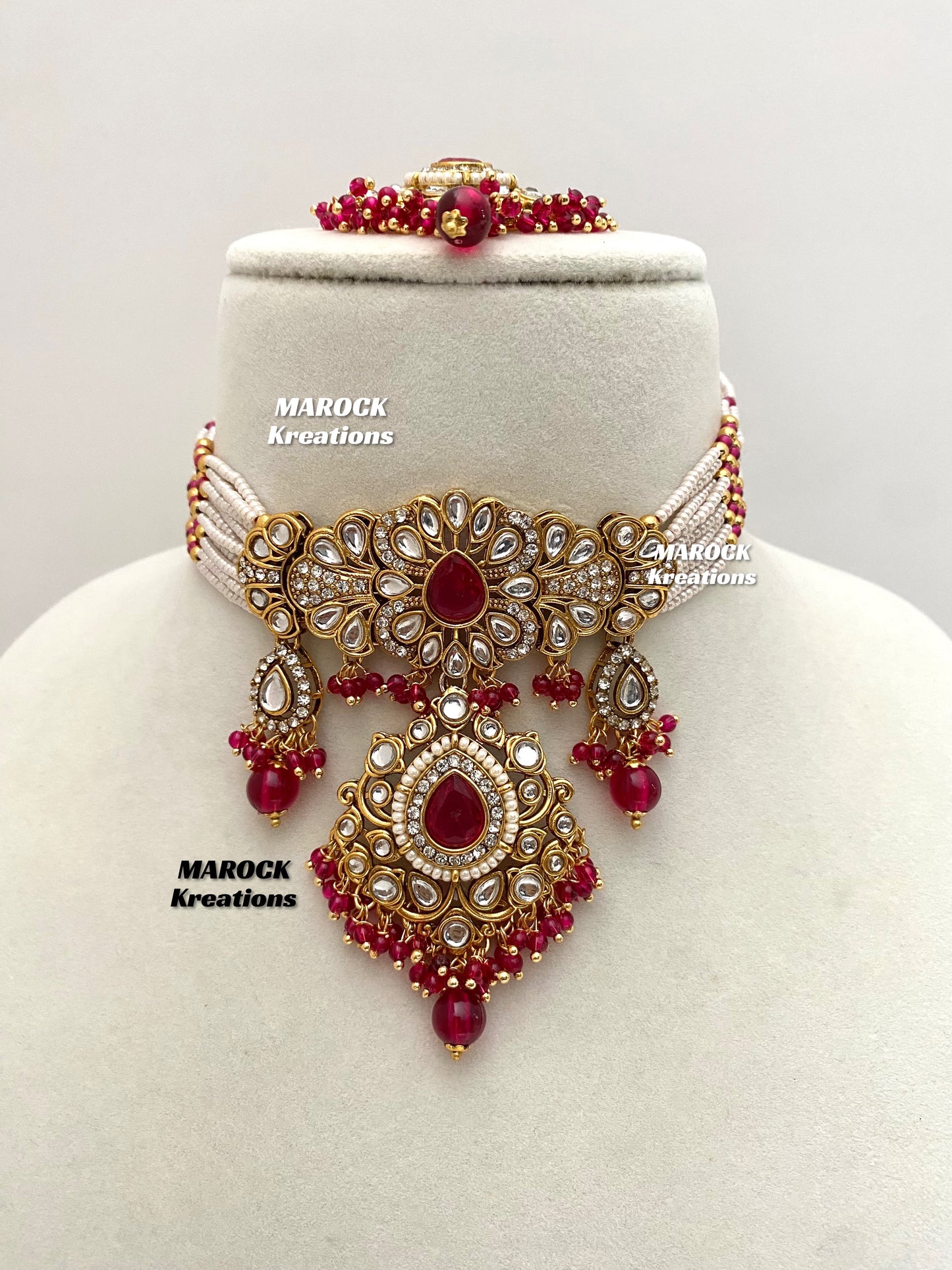 Mahima Premium Quality Kundan Choker set