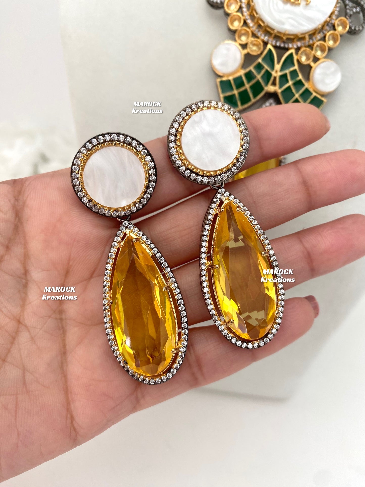 Raha Premium Quality Victorian Kundan Necklace set