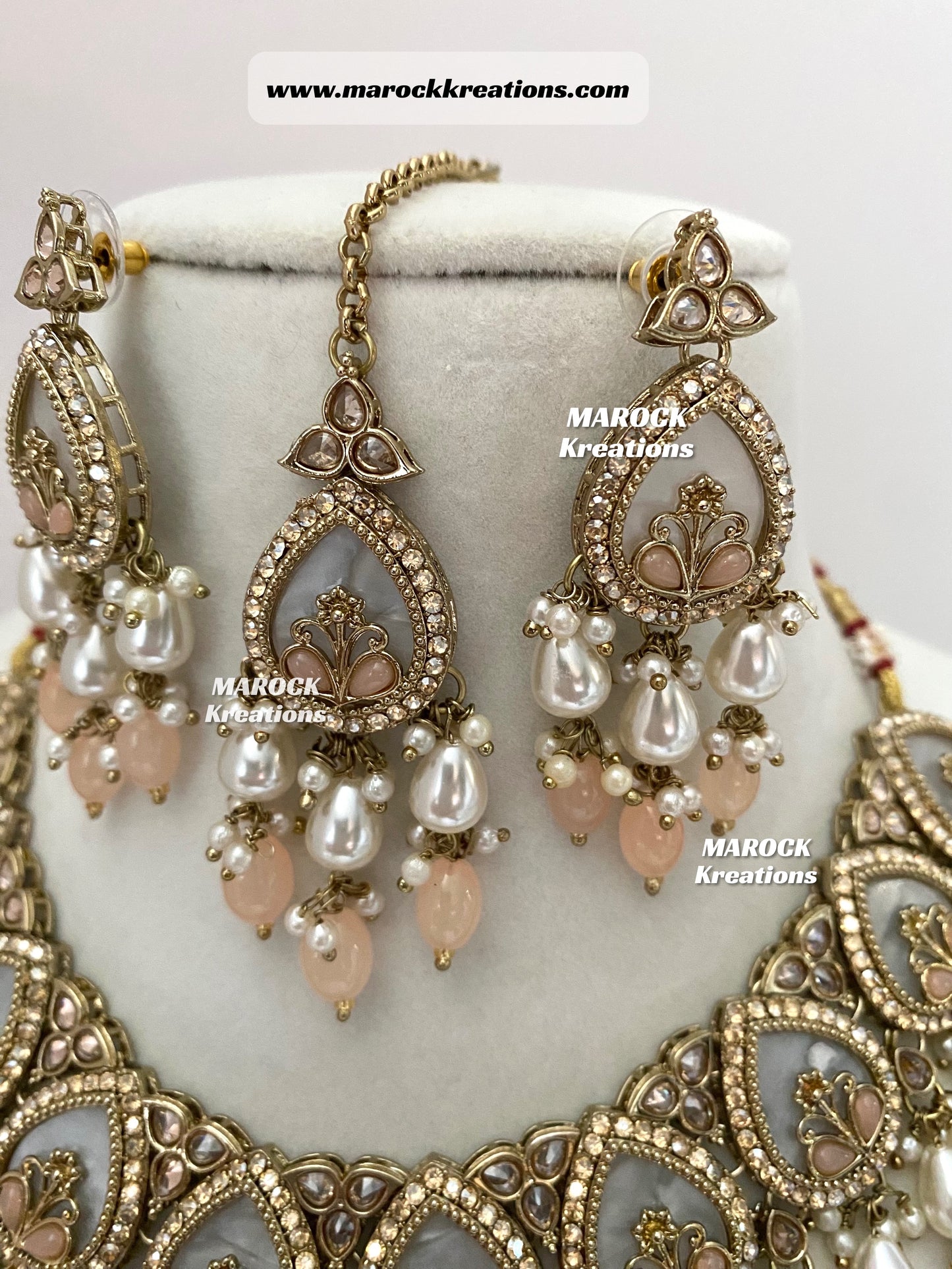 Antique Gold Polki Statement MOP Necklace set