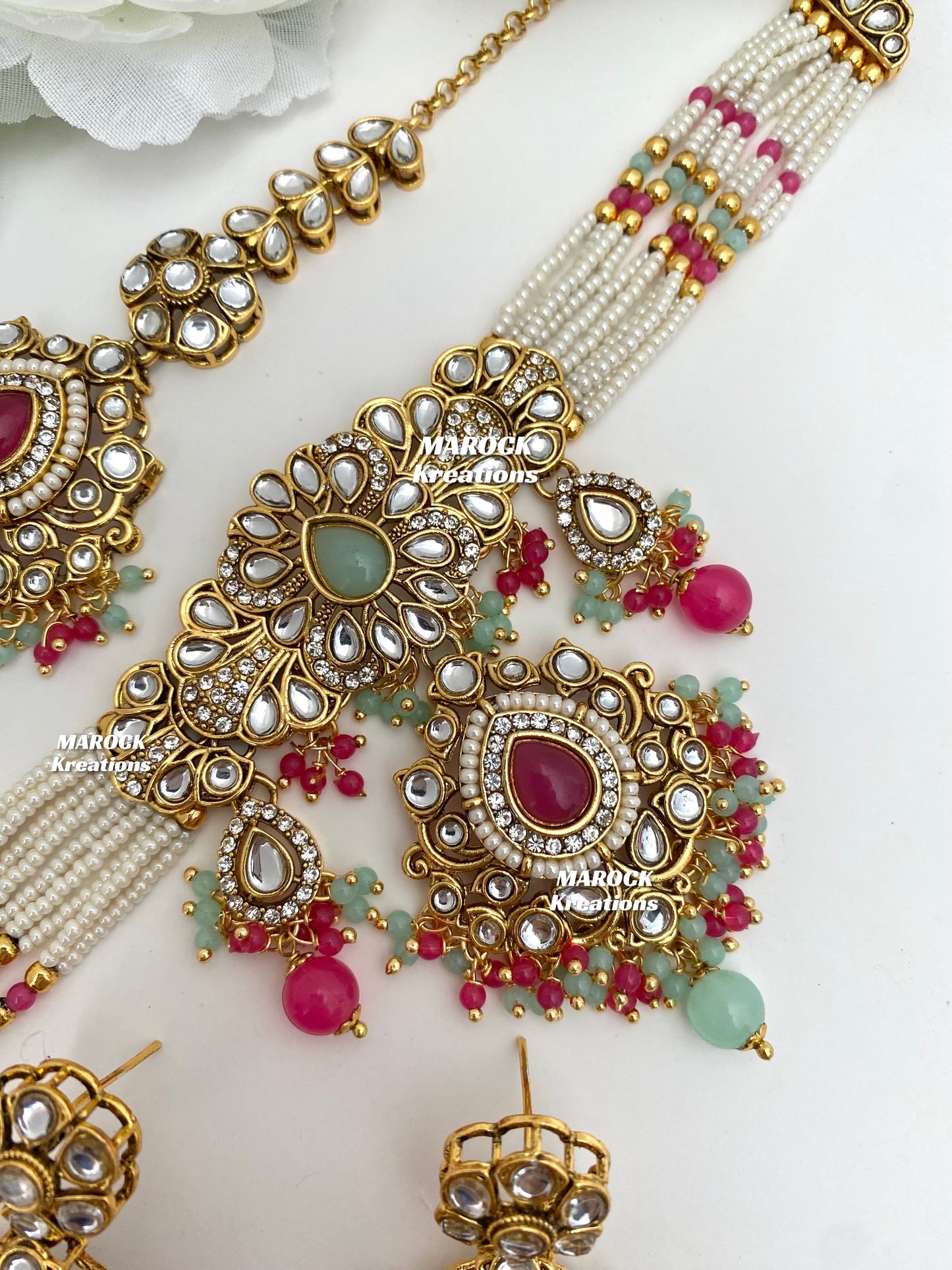 Mahima Premium Quality Kundan Choker set