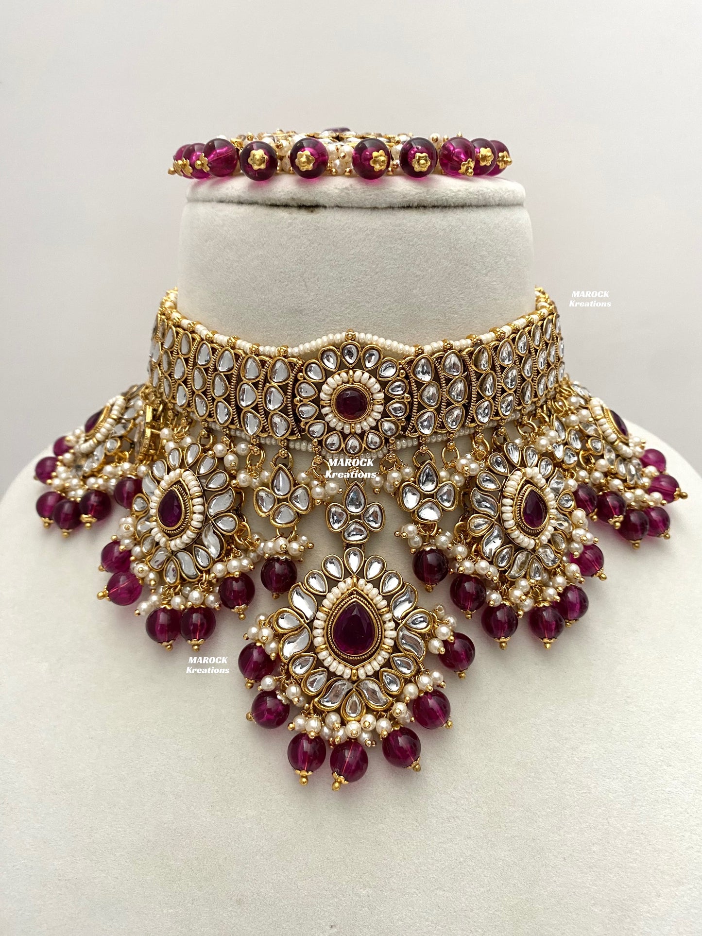 Bhavika Premium Quality Kundan choker/Necklace set