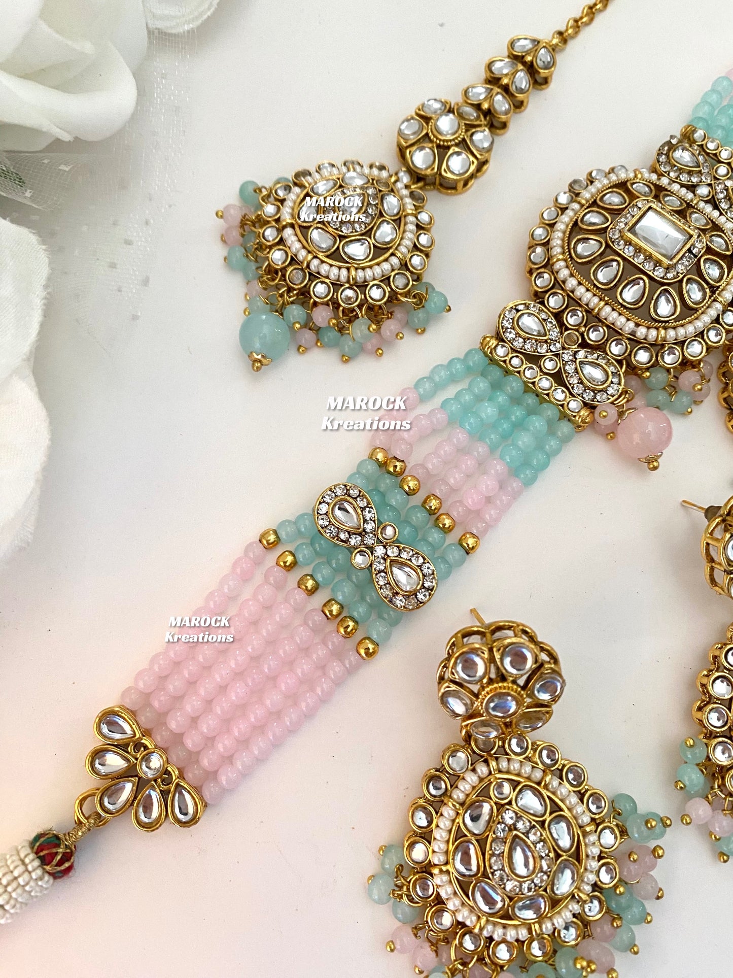 Simona Premium Quality Kundan Choker set