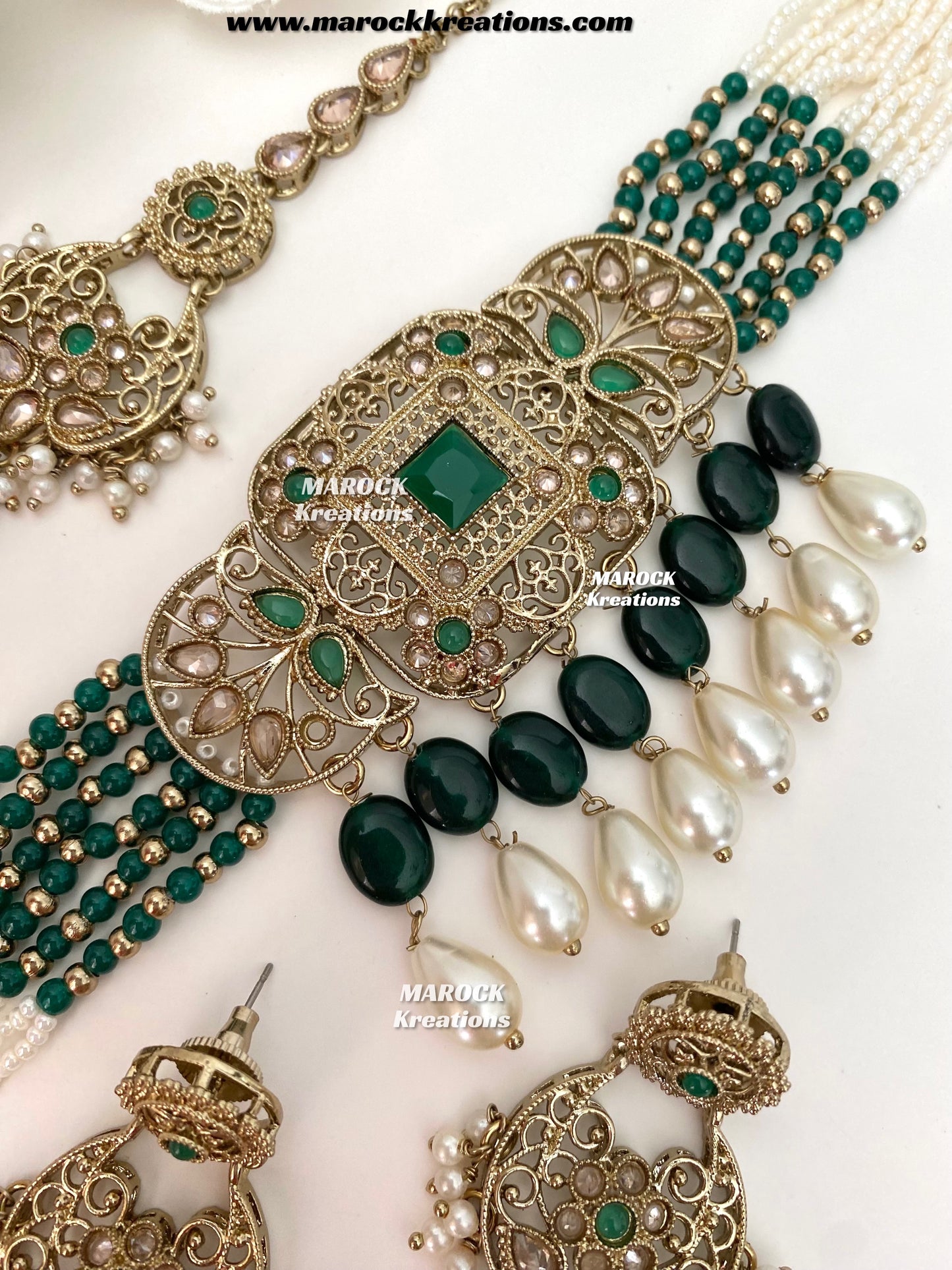 Naila Antique Gold Polki Choker set