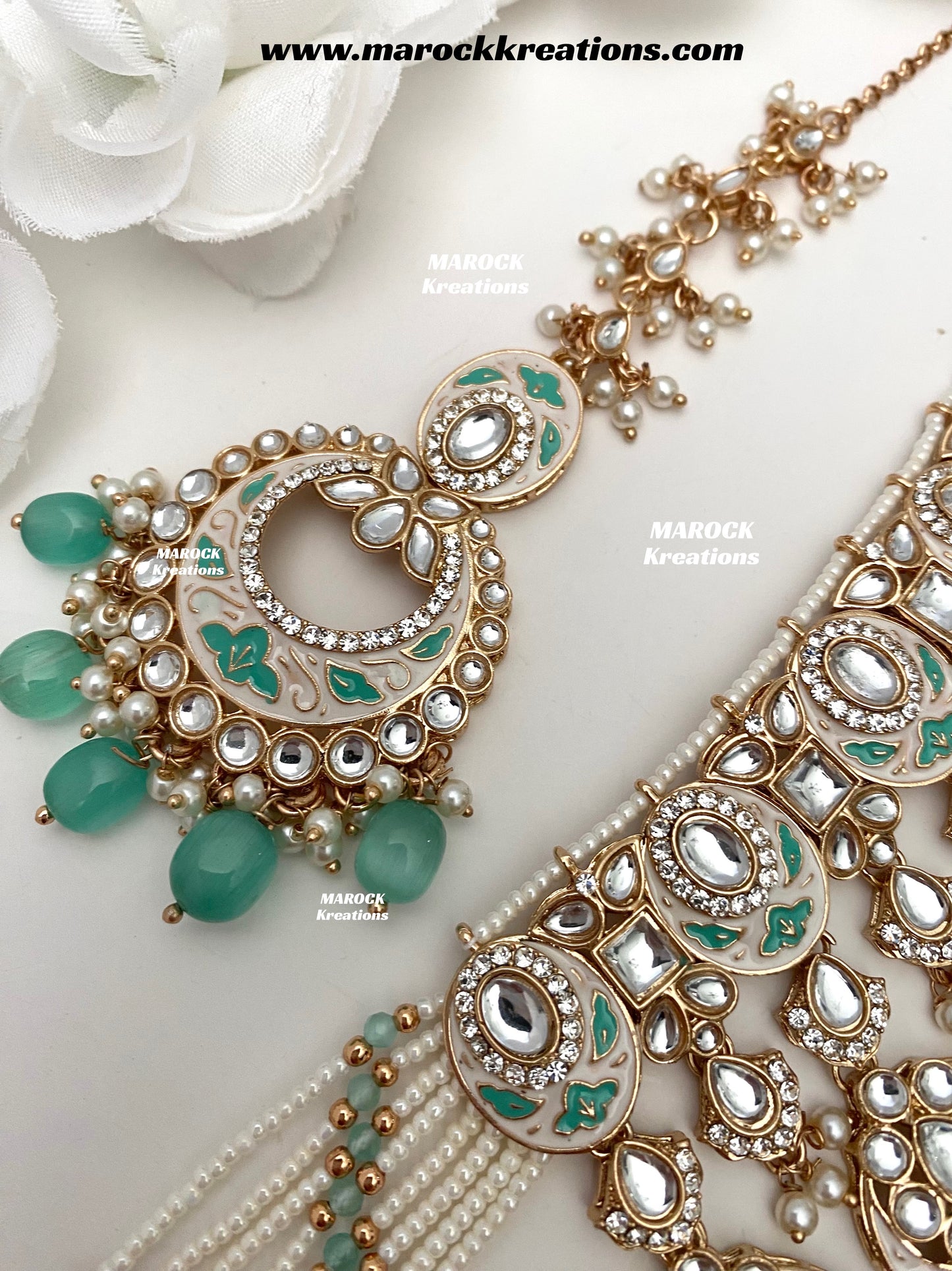 Nirvi Premium Quality Rose Gold Kundan Meenakari Choker/Necklace set