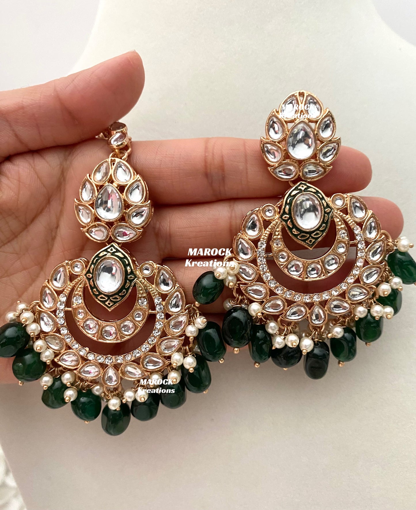Kaniz Premium Quality Rose Gold Kundan Meenakari Choker/Necklace set
