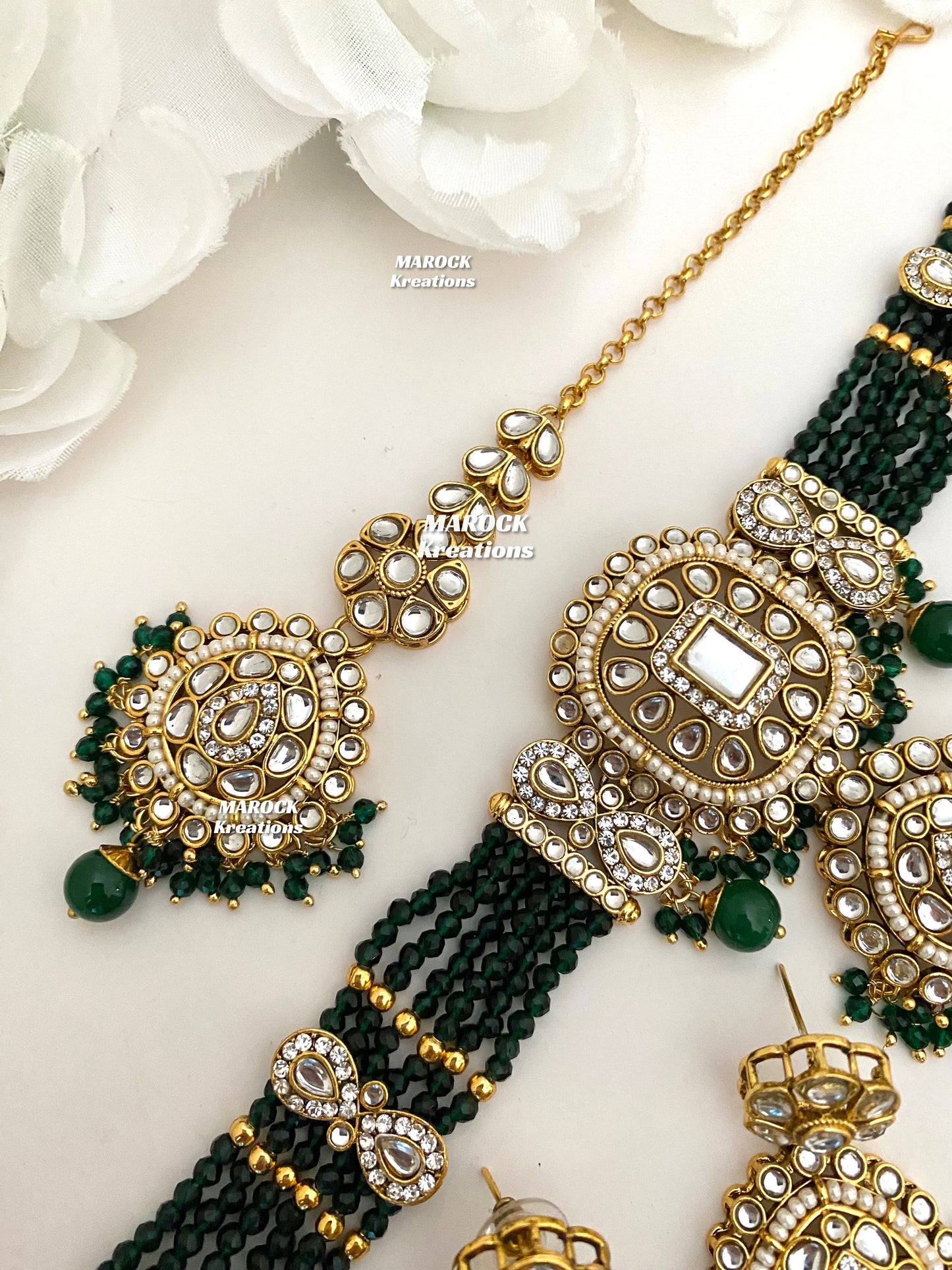 Simona Premium Quality Kundan Choker set