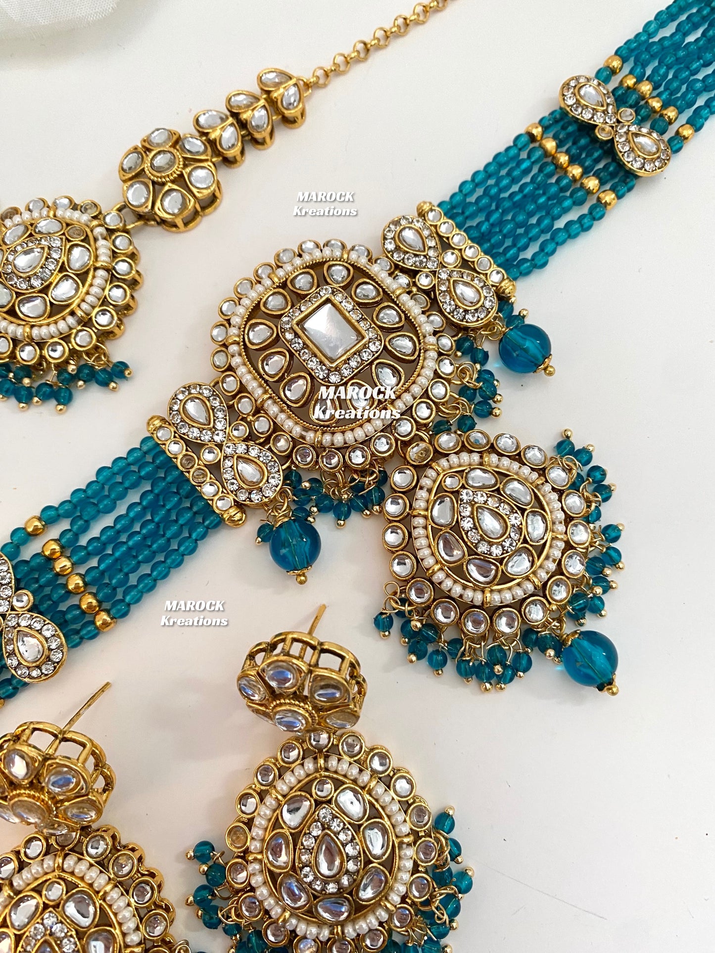 Simona Premium Quality Kundan Choker set