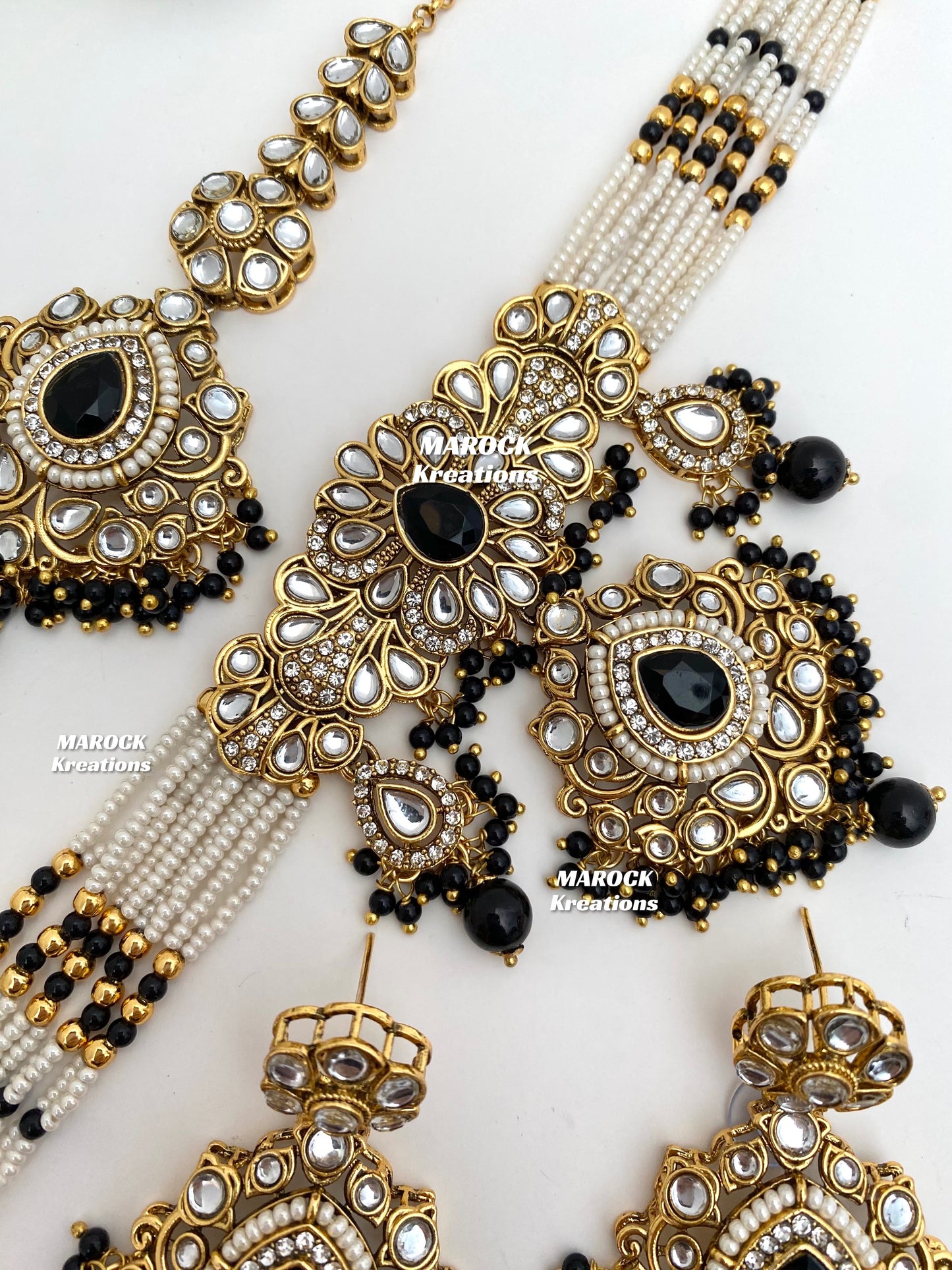 Mahima Premium Quality Kundan Choker set