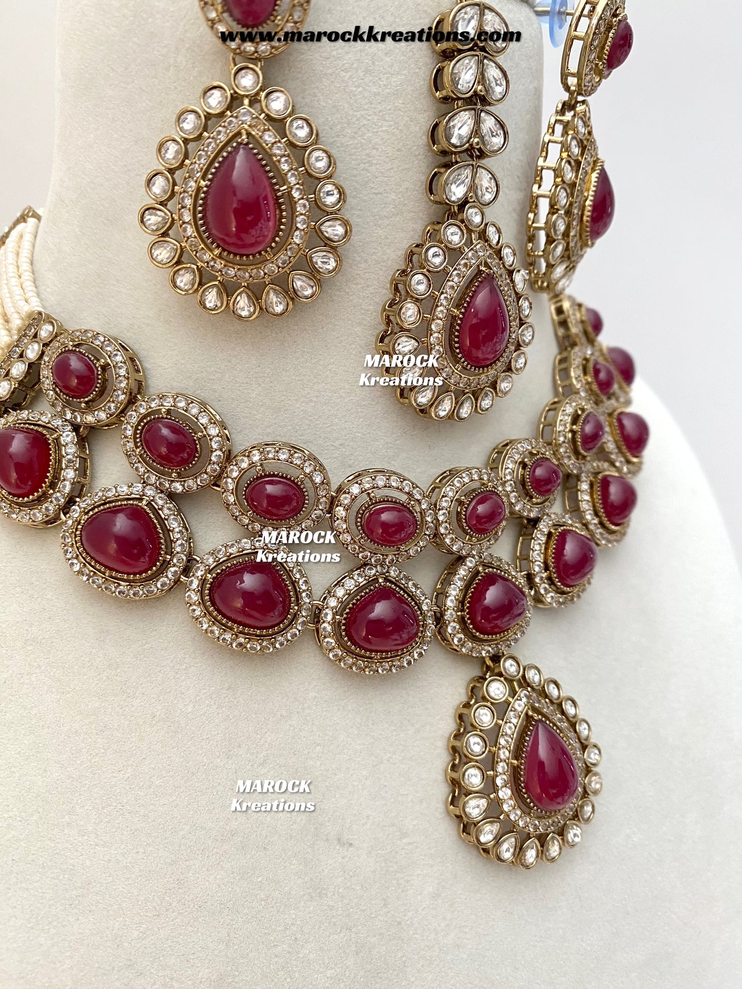 Zafina Premium Quality Moissanite Kundan Statement Choker/Necklace set