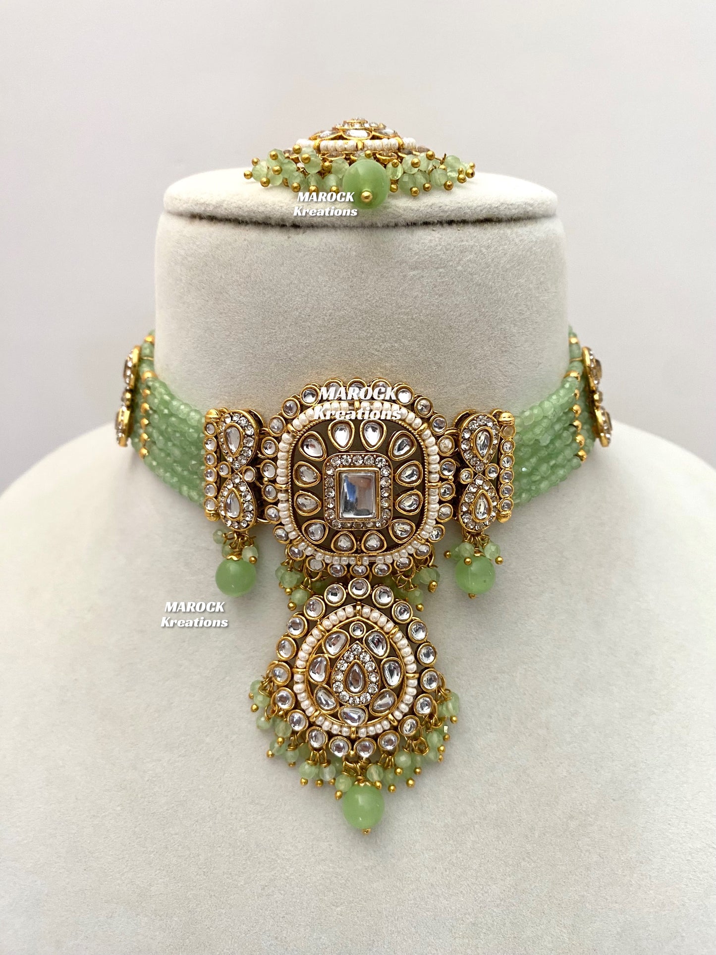 Simona Premium Quality Kundan Choker set